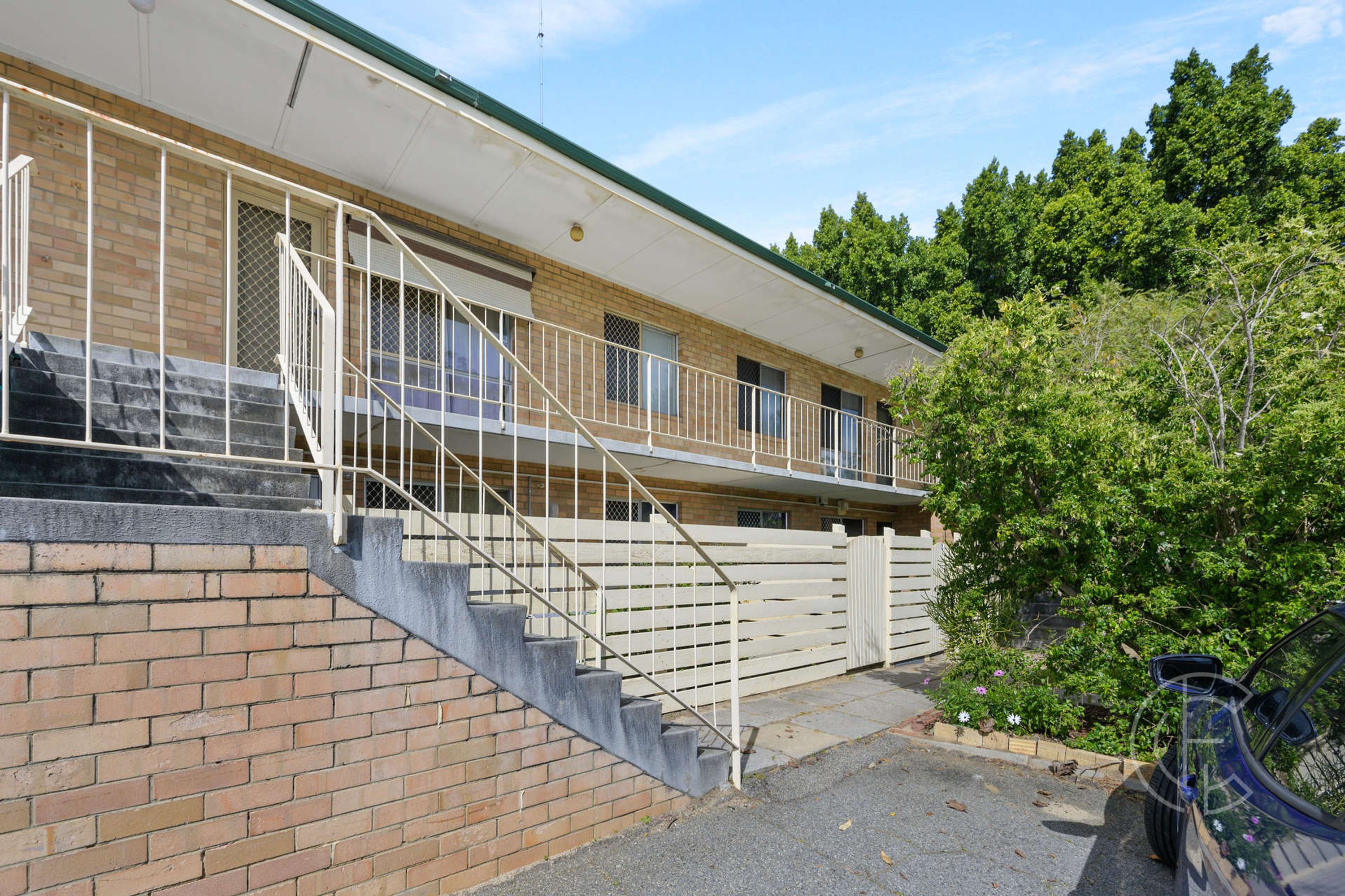 2/4 Jersey Street, Jolimont, WA 6014, Jolimont - Thumbnail 2