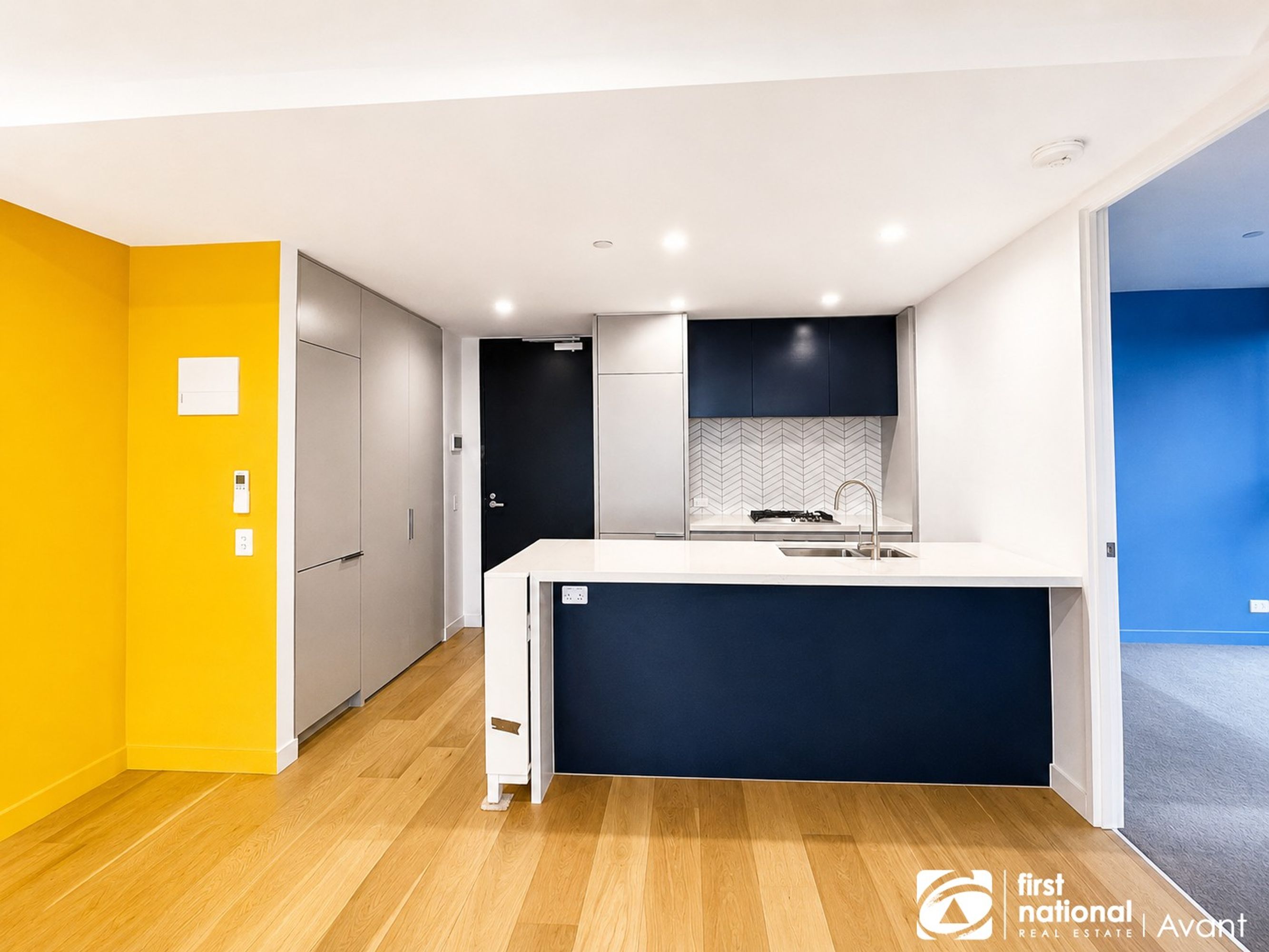 1108/3 Young Street, Box Hill - Thumbnail 4