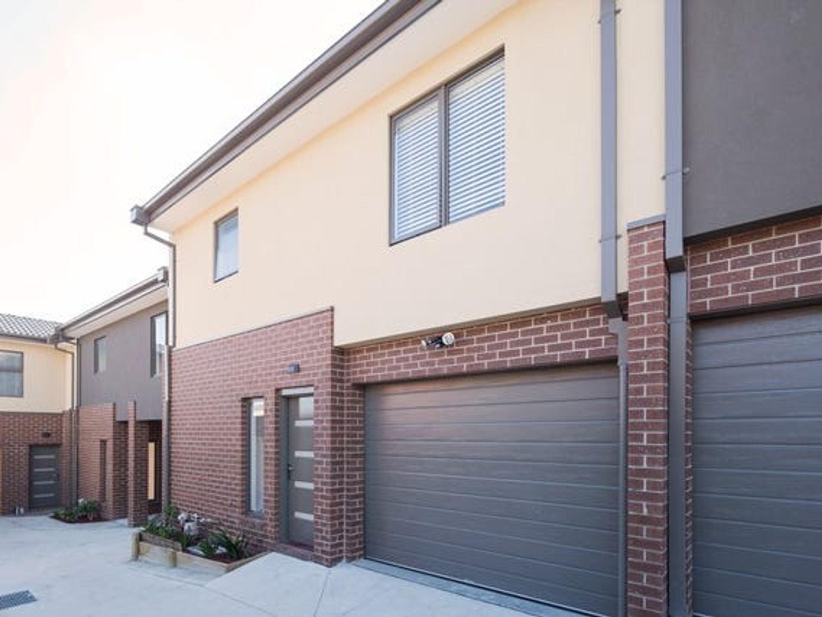 2/72 St Johns Avenue