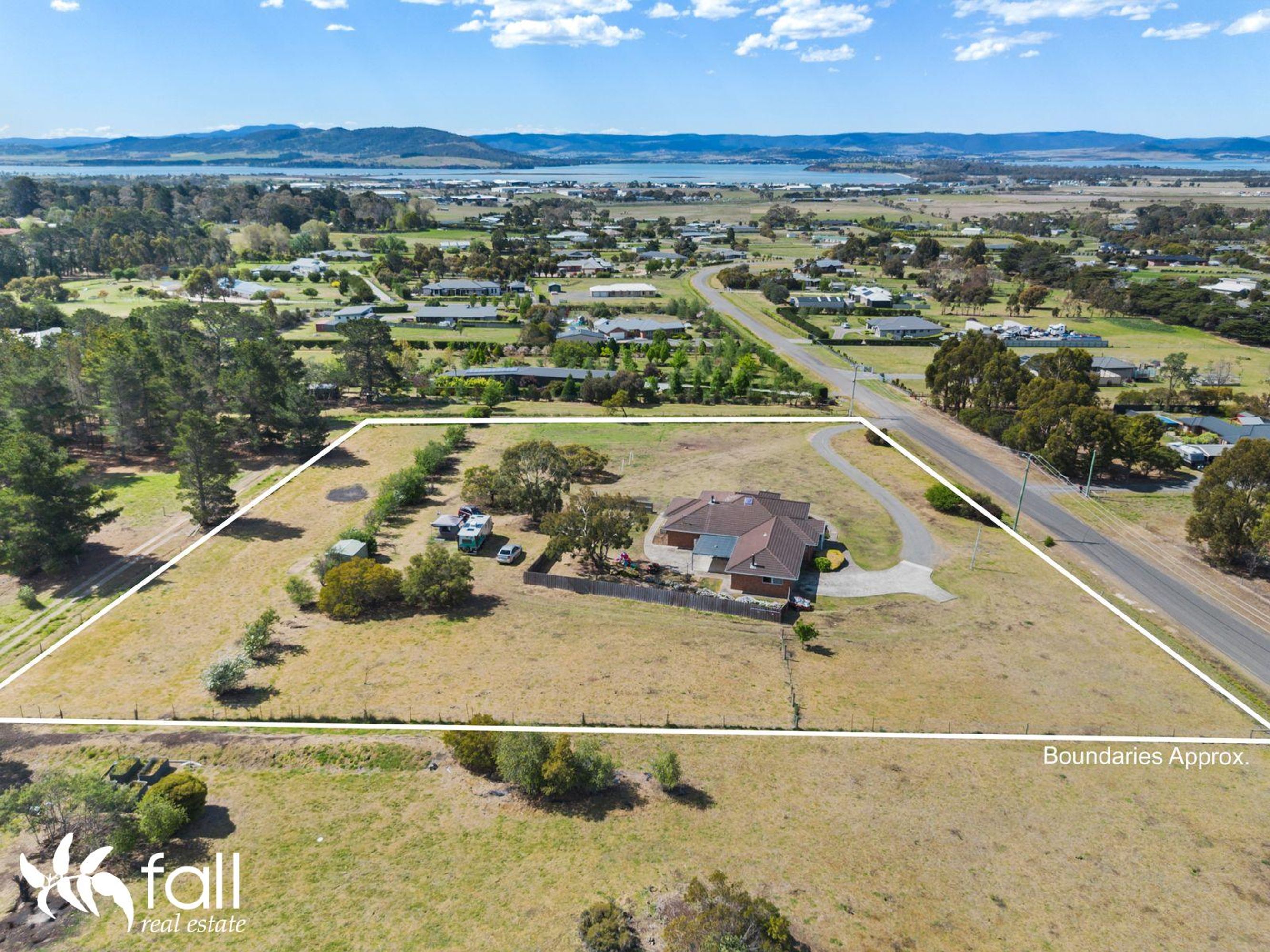 105 Jeune Drive, Acton Park - Image 1
