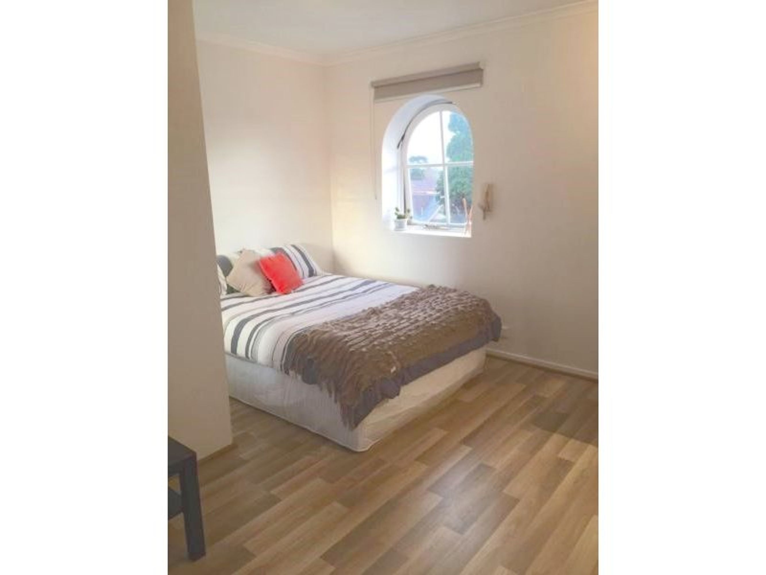 308/44 Barkly Street, St Kilda - Thumbnail 2