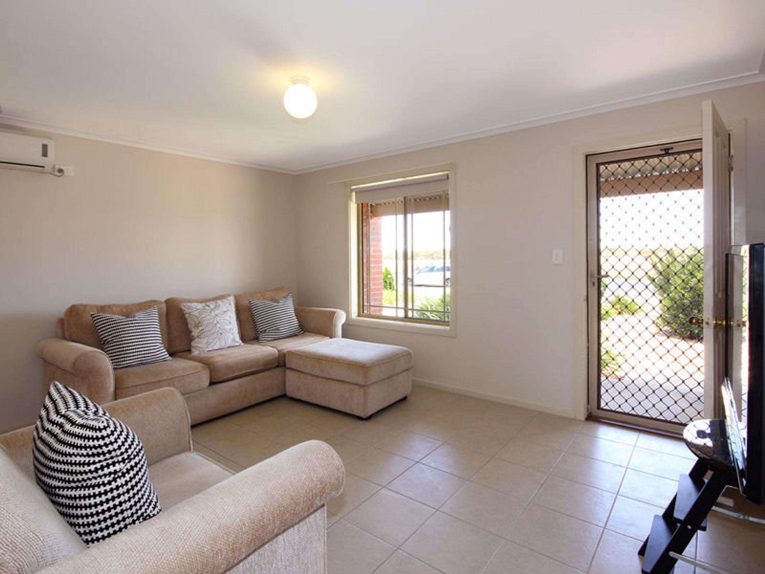 82 Hindmarsh Rd, Murray Bridge, SA 5253, Murray Bridge - Thumbnail 4