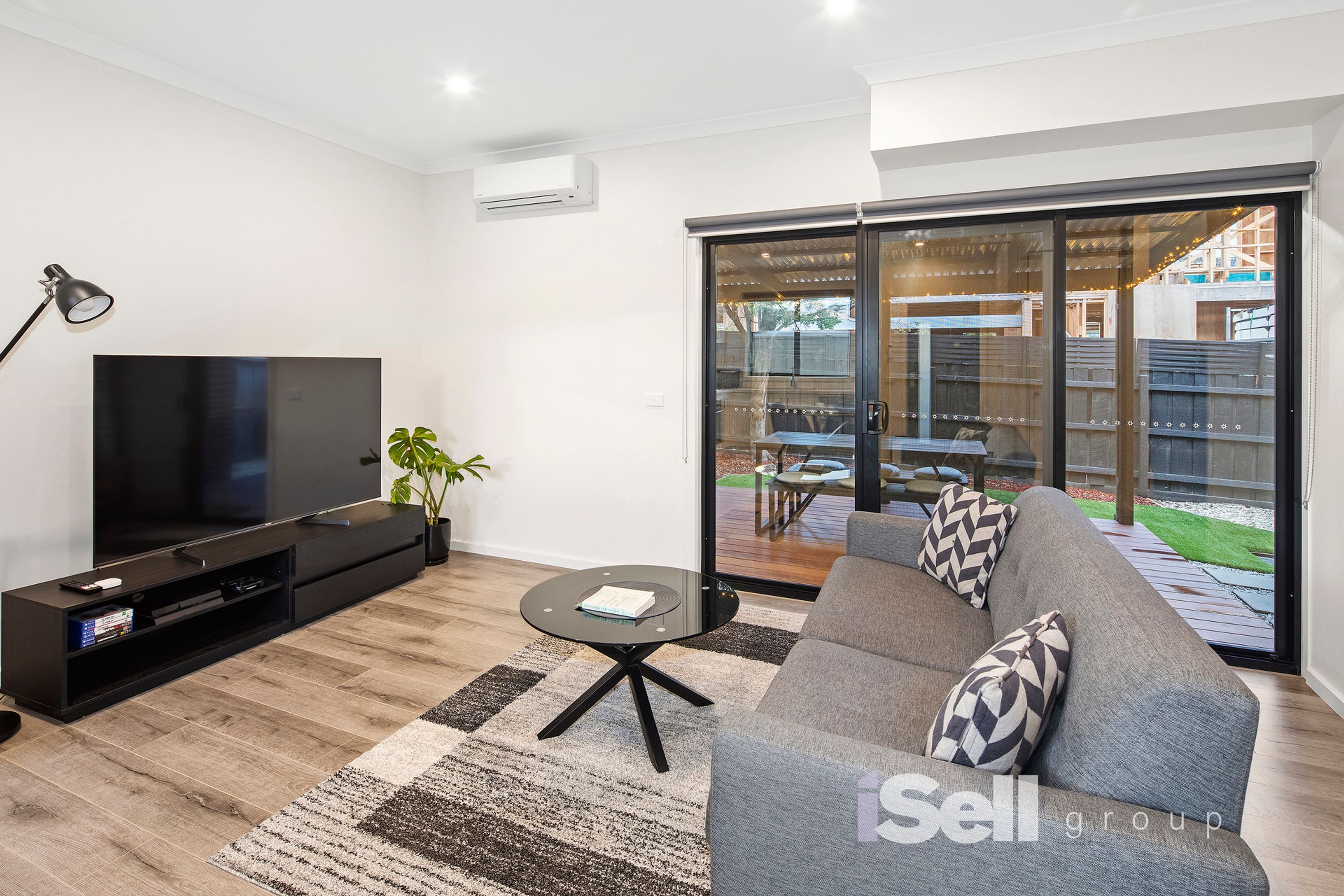 2/17 Raymond St, Noble Park - Thumbnail 3