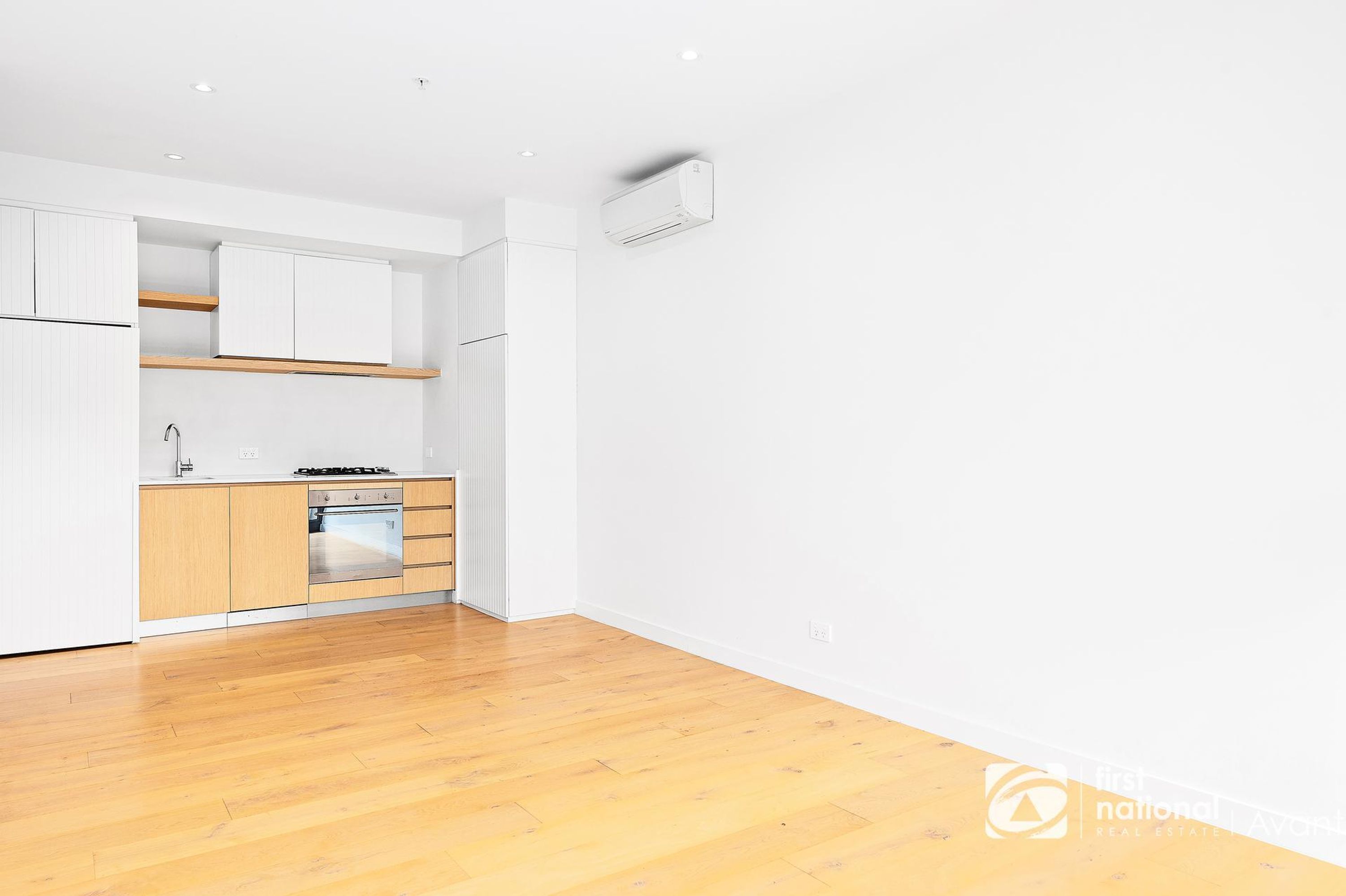 F137/11 Bond Street, Caulfield North - Thumbnail 5