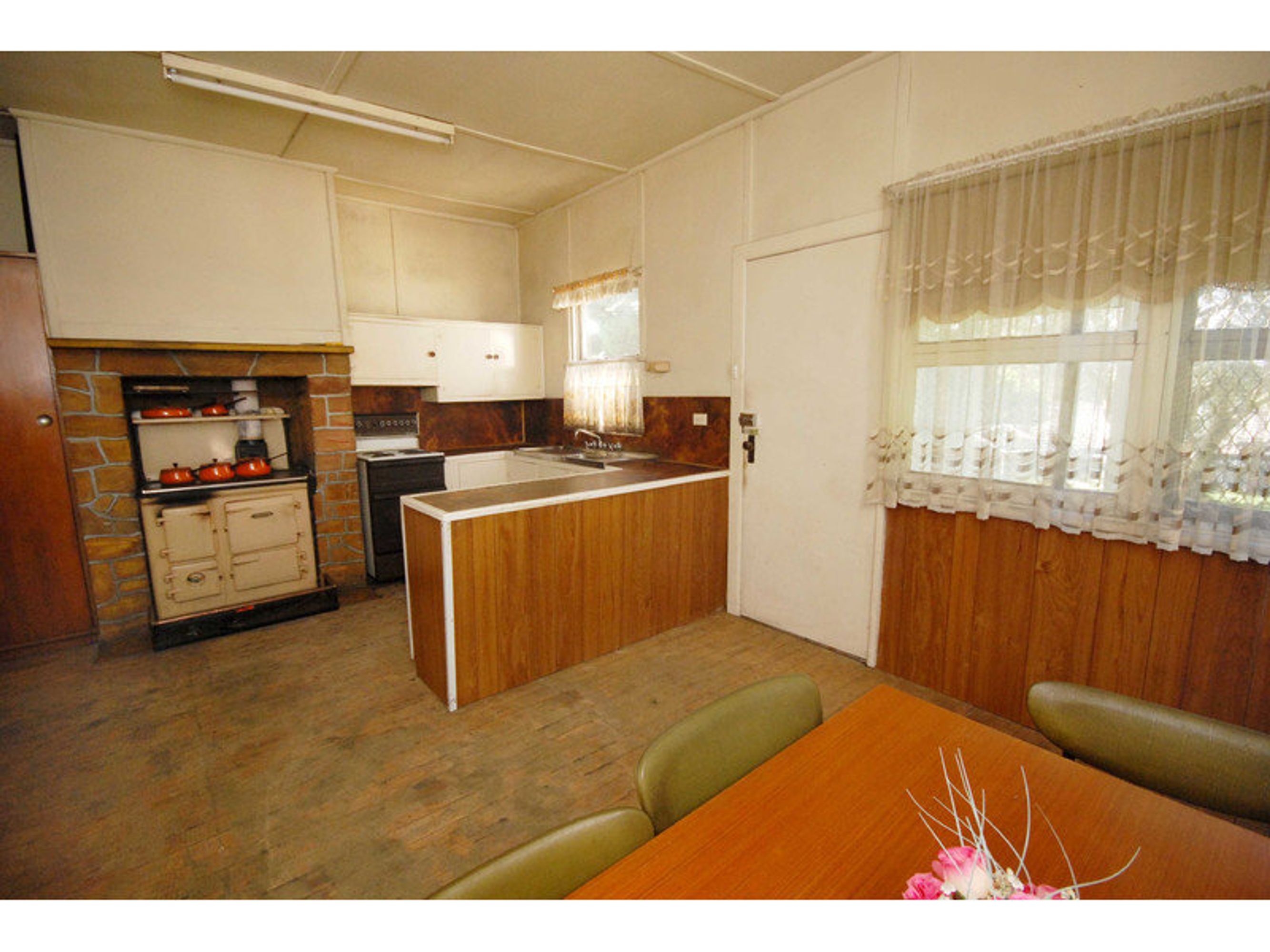 4 Sutcliffe Place, Katoomba - Thumbnail 4