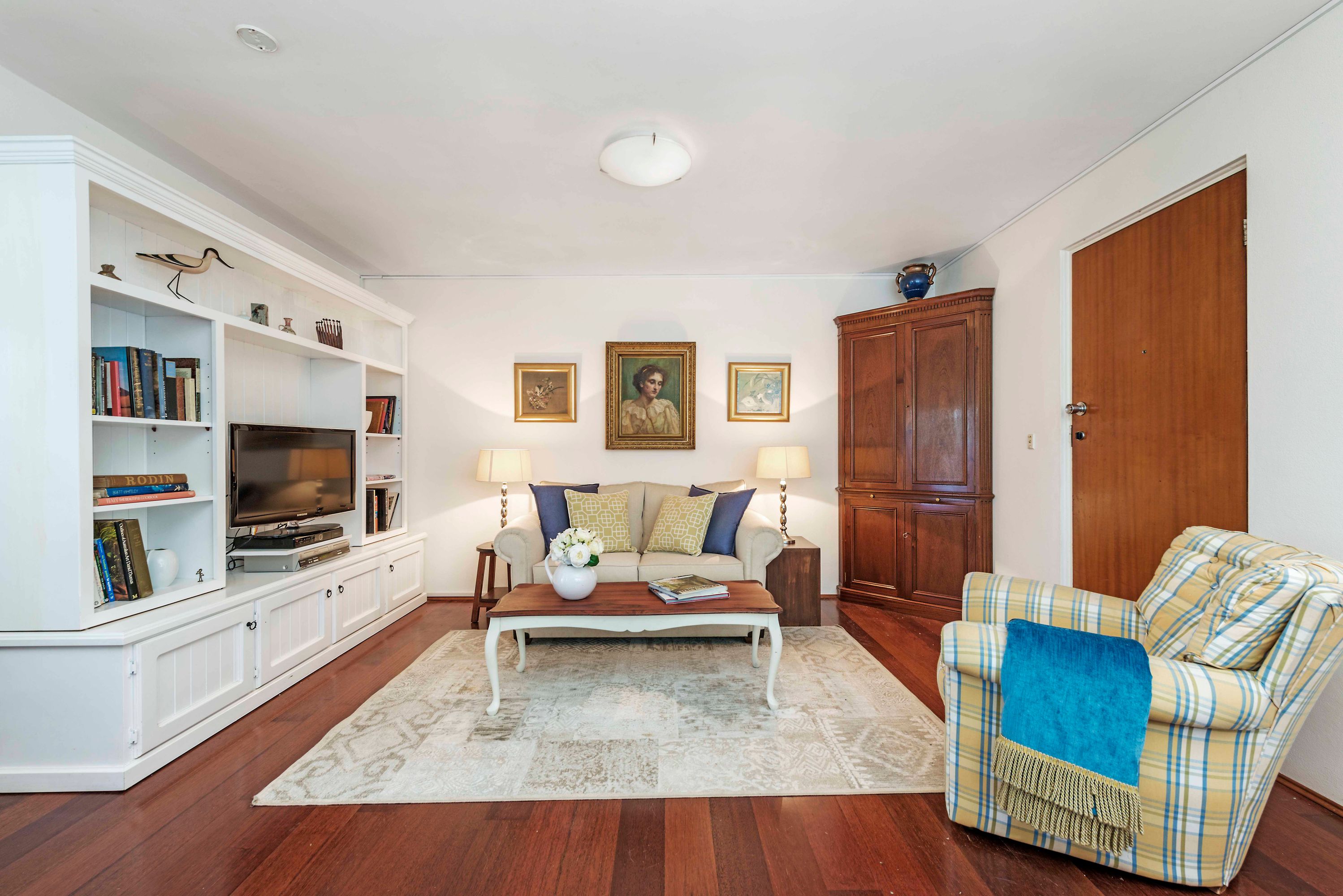 1/138 Holt Avenue