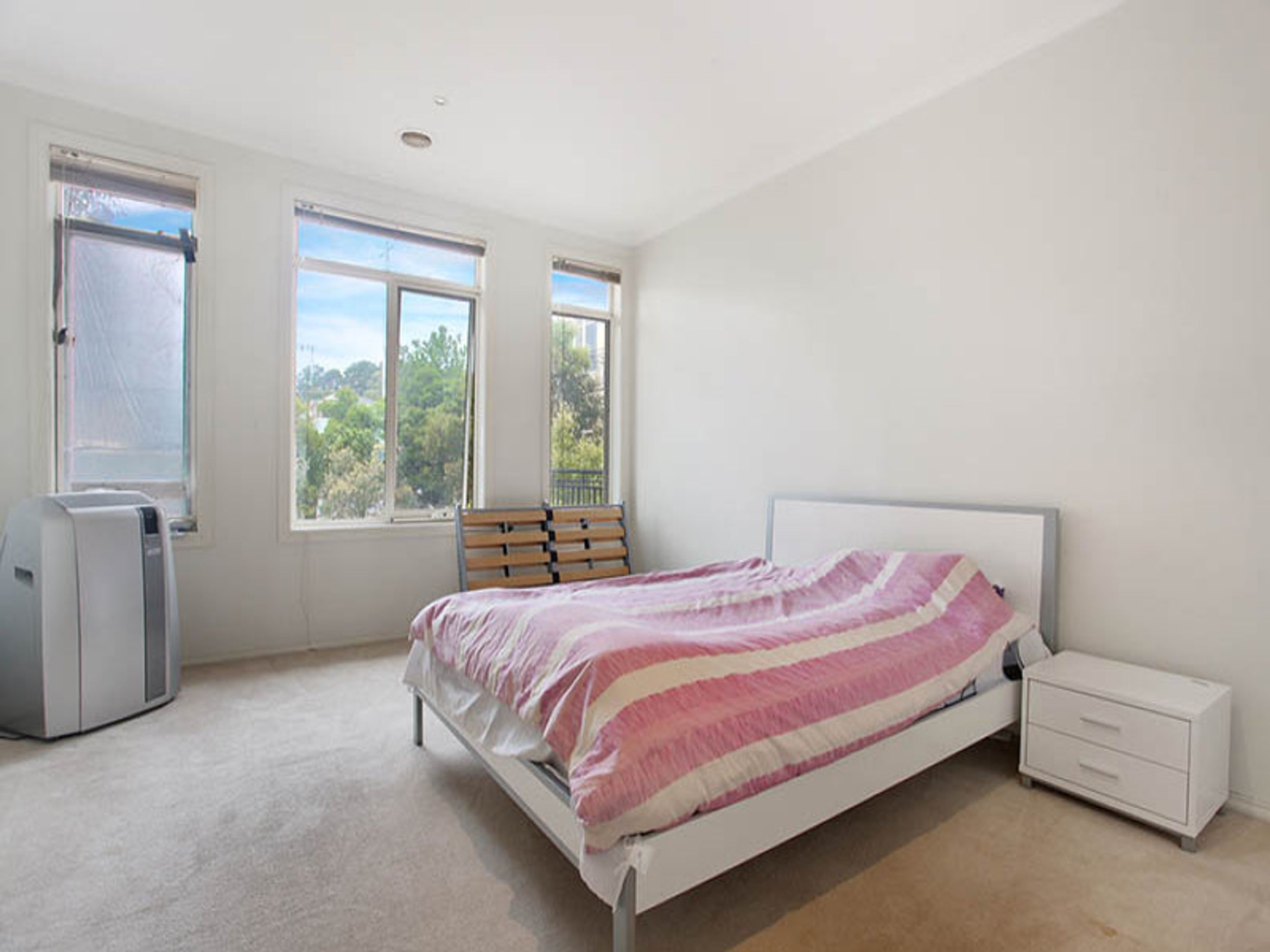 16/243 Blackburn Road, Doncaster East - Thumbnail 4