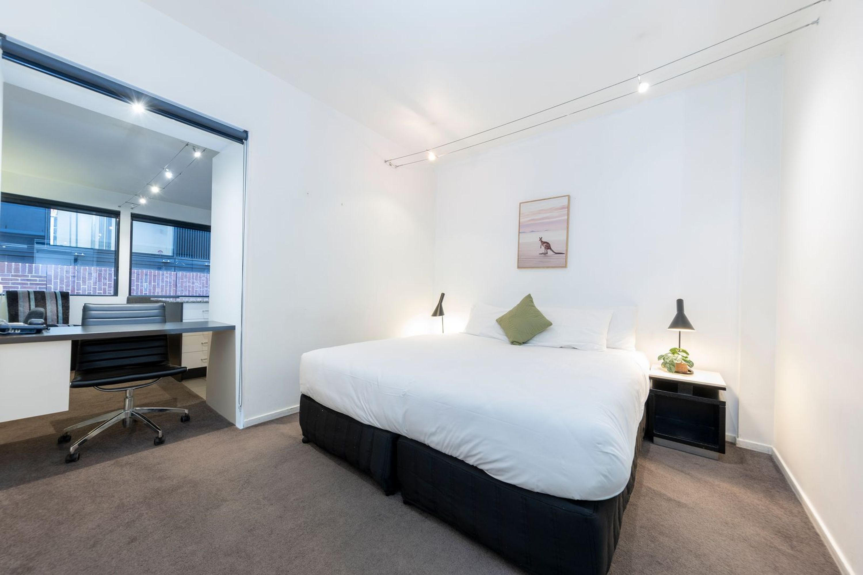 605/55-57 Flinders Ln, Melbourne - Thumbnail 3