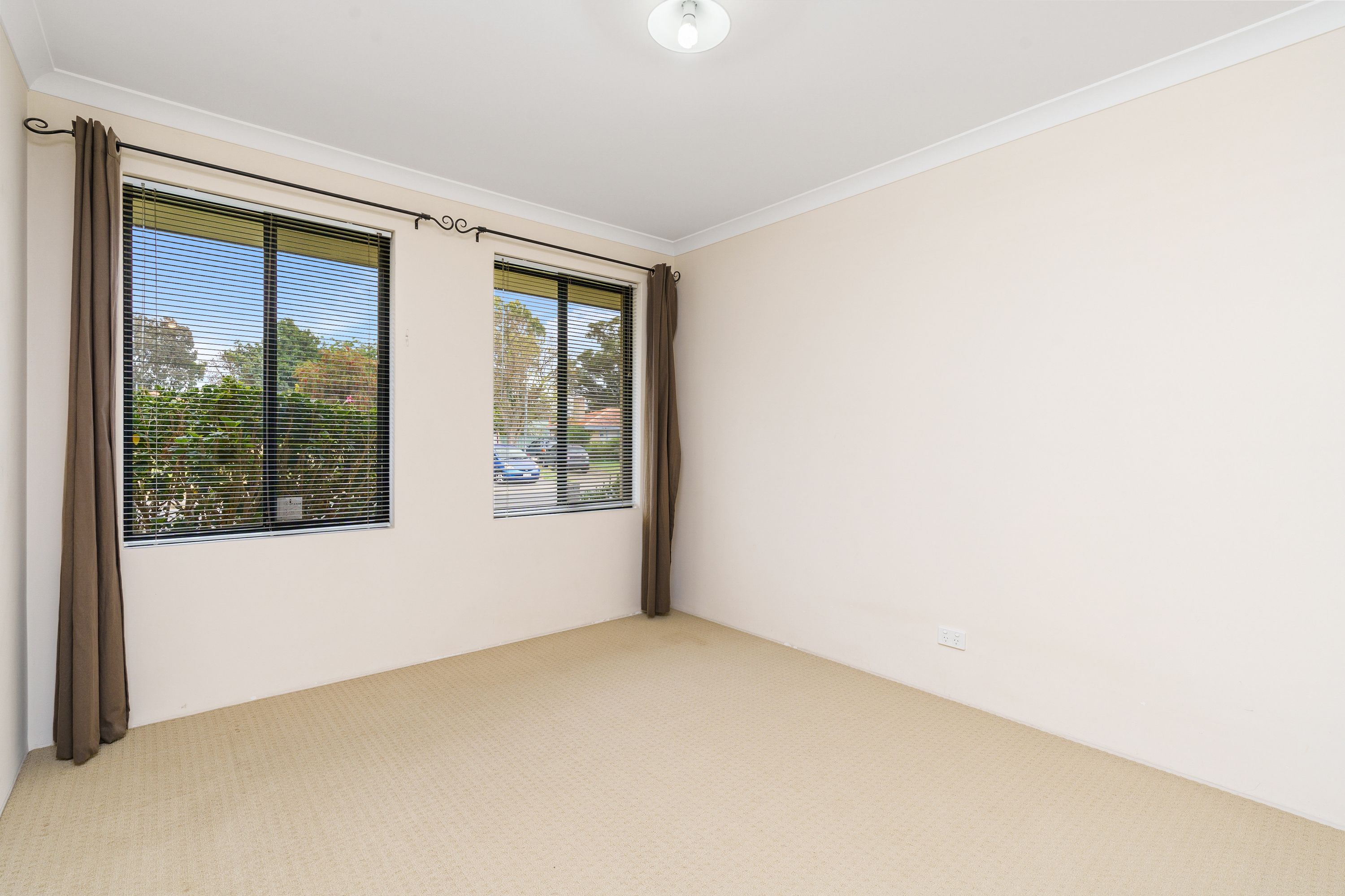 30A Foster Road, Kelmscott - Thumbnail 8
