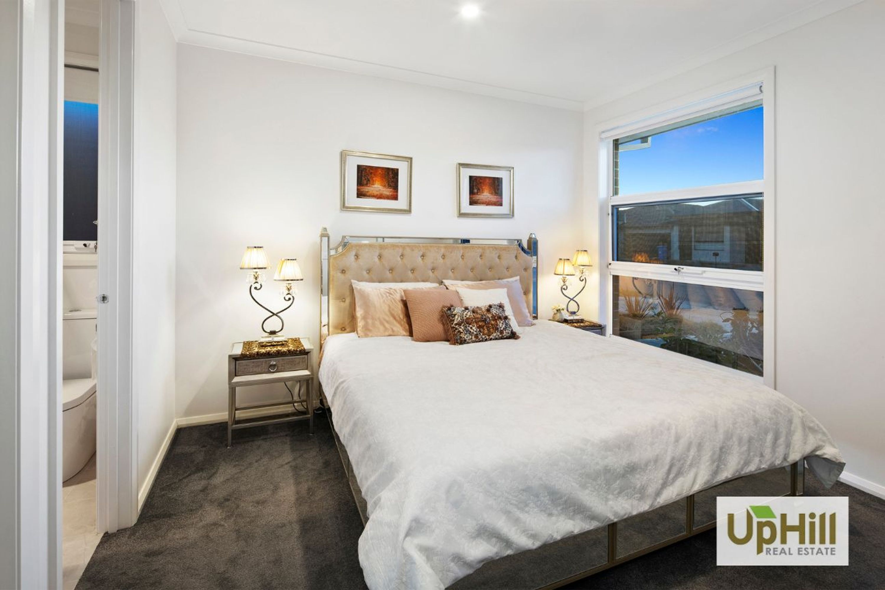 12 Liwen Street, Clyde North - Thumbnail 3