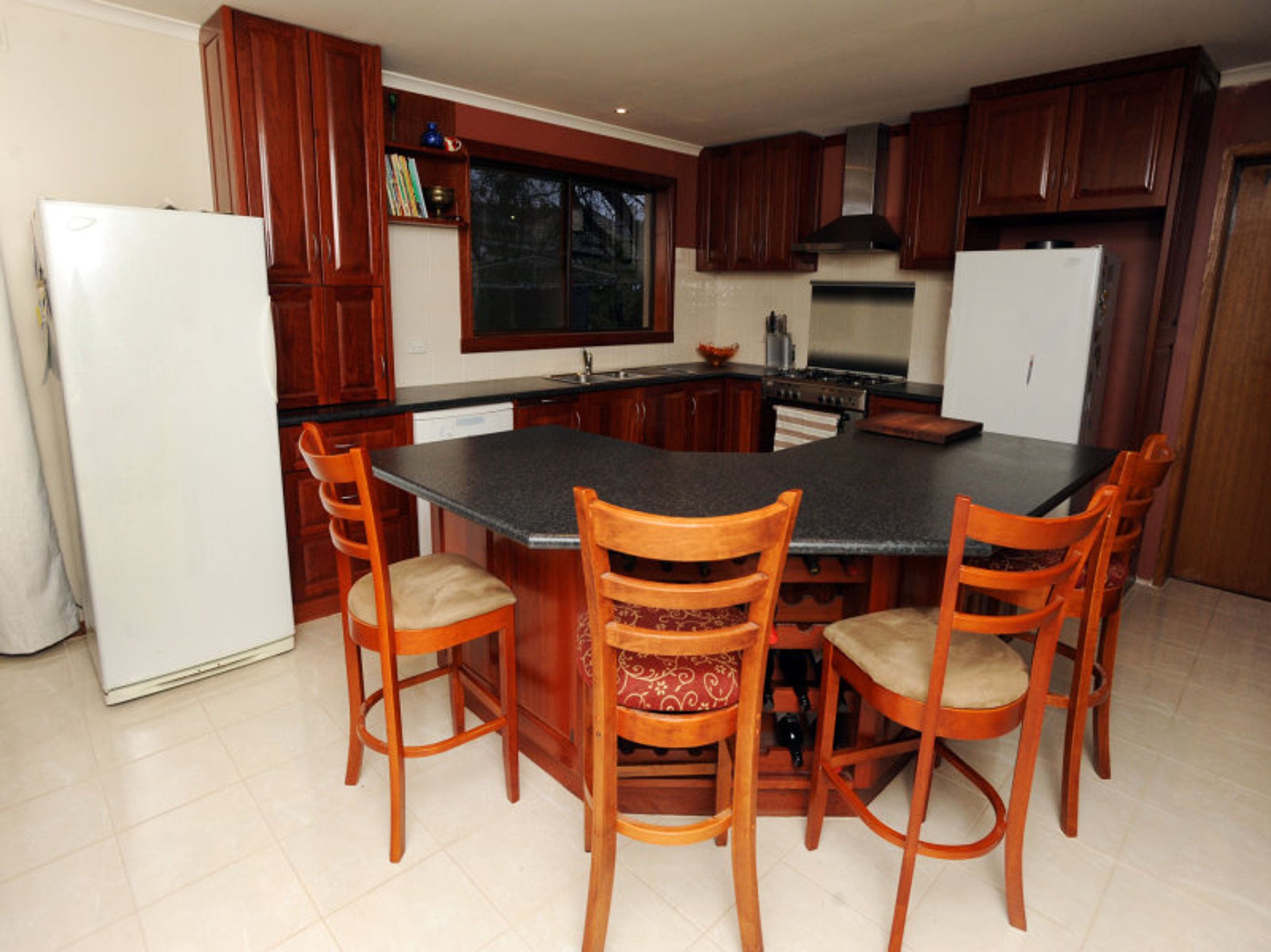 16 Centenary Avenue, Horsham VIC 3400, Horsham - Thumbnail 7