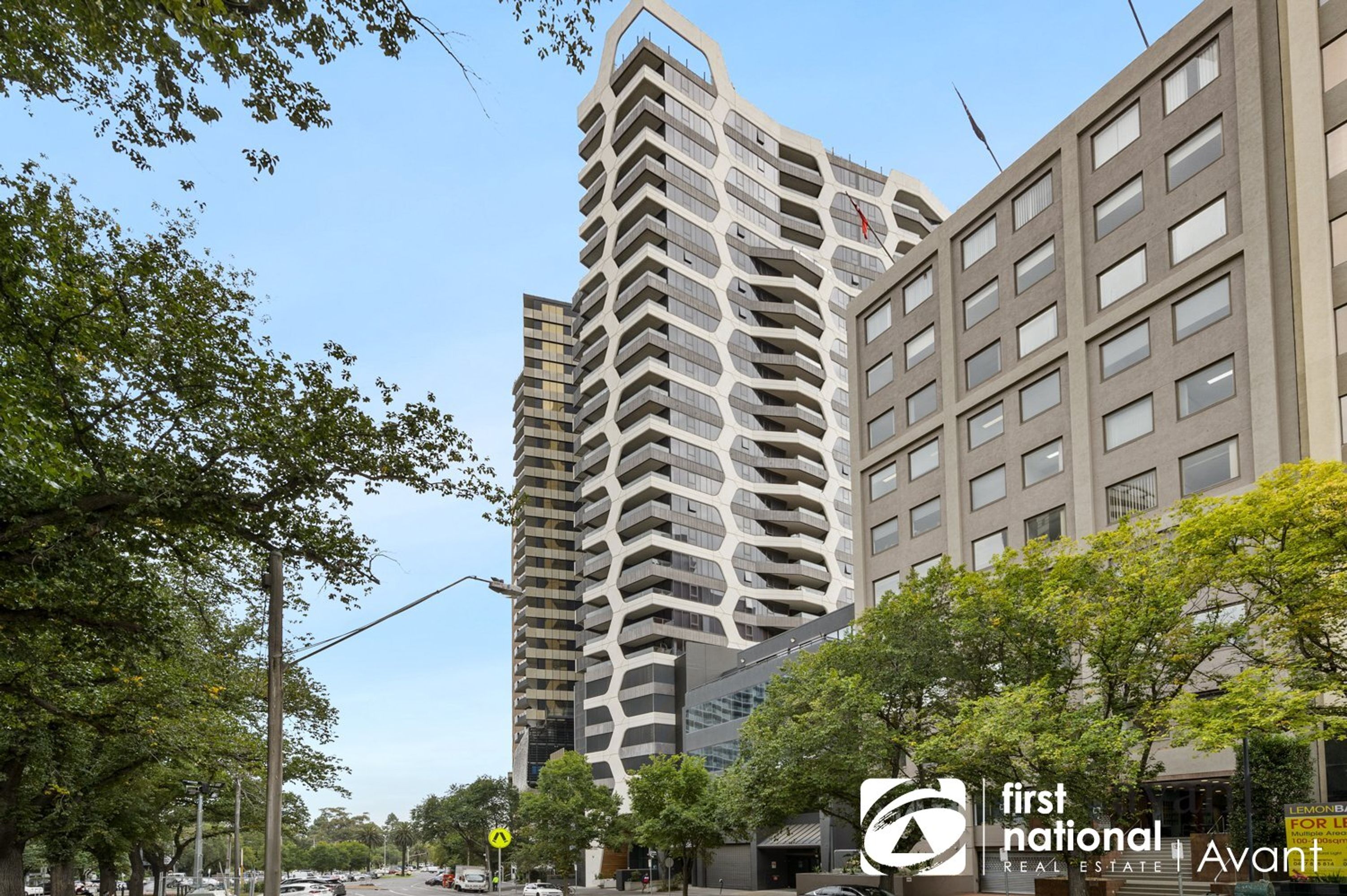 2503/38 Albert Road, South Melbourne - Image 1