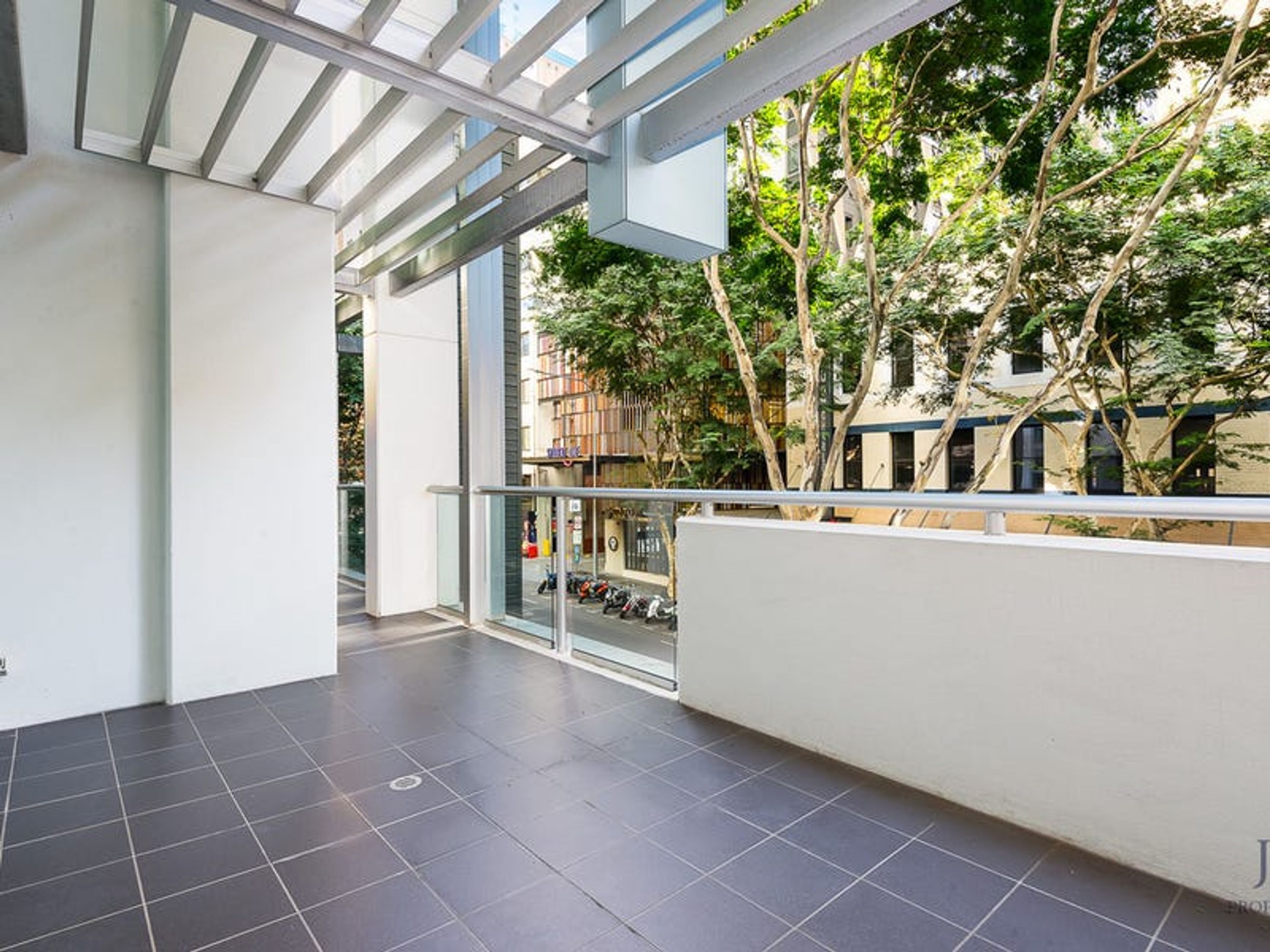 104/108 Albert Street, Brisbane City - Thumbnail 5