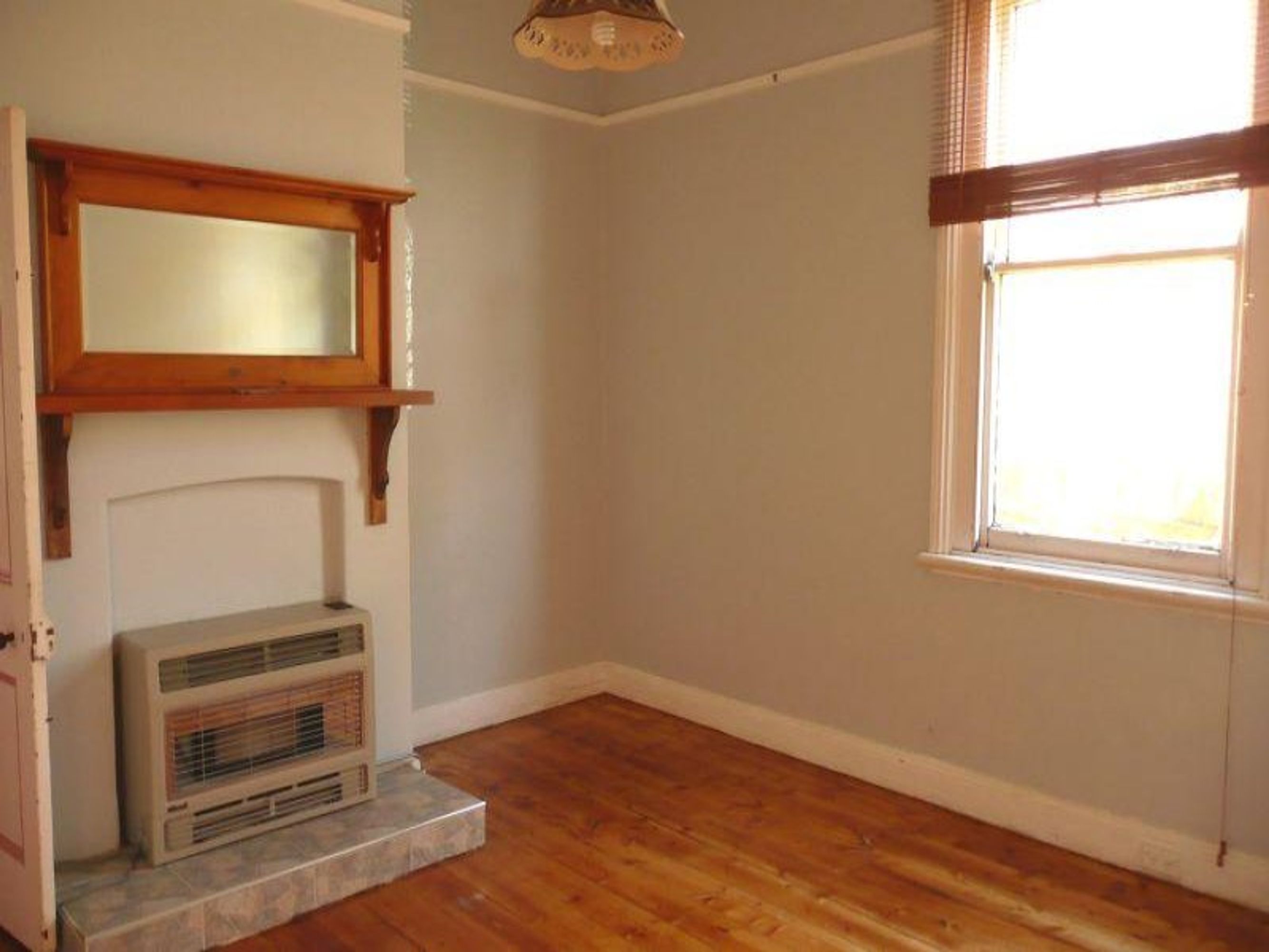 27 Coomonderry St, Katoomba - Thumbnail 6