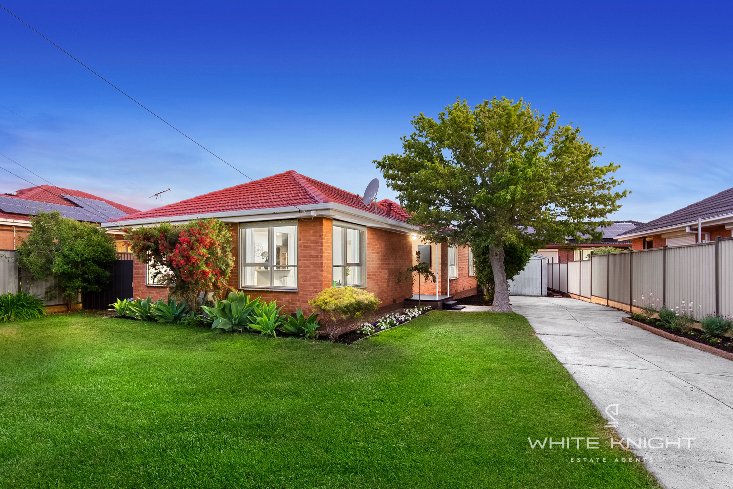 4 Chestnut Drive, St Albans VIC 3021, St Albans - Thumbnail 2
