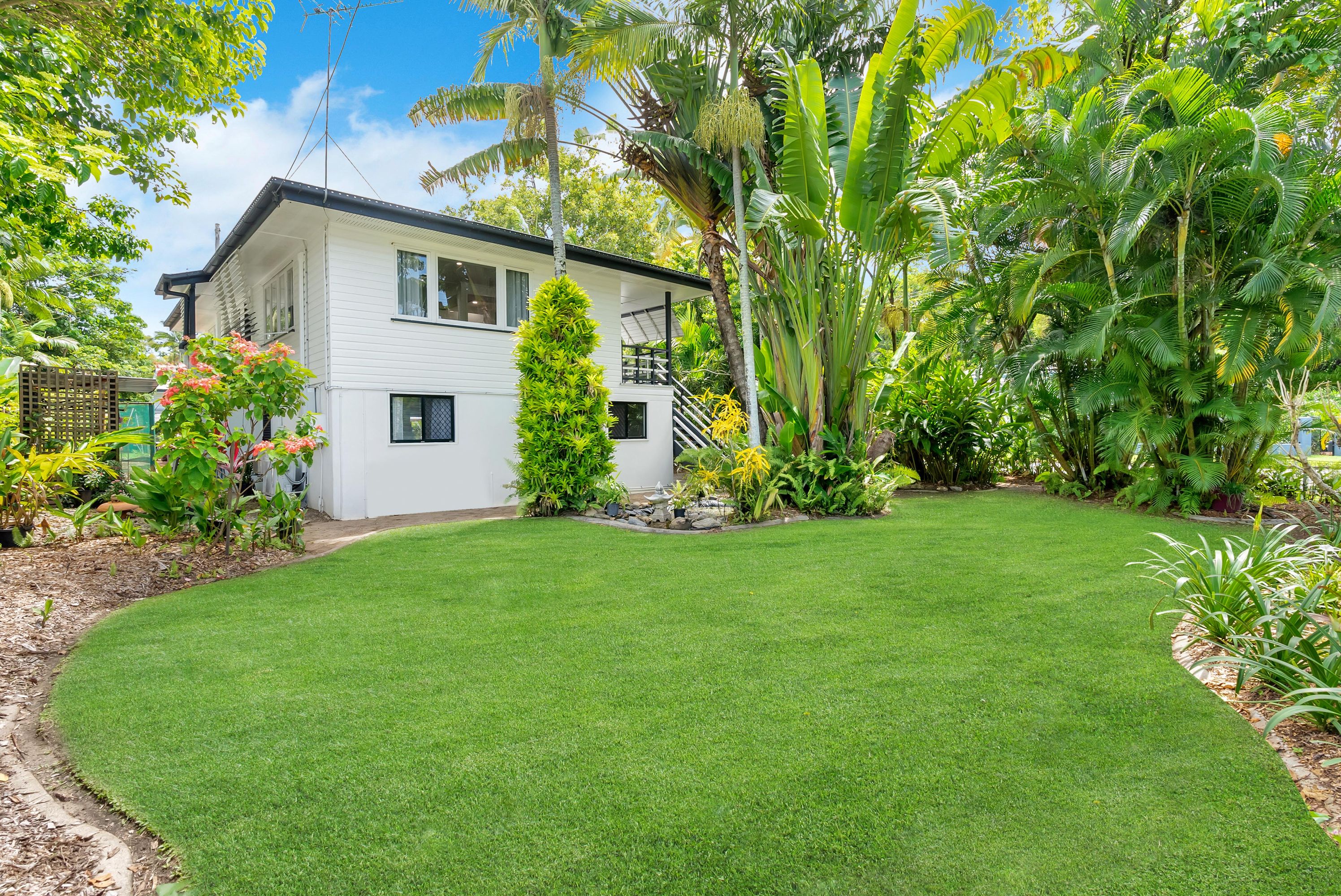 114 Wilkinson Street, Manunda, QLD 4870, Manunda - Thumbnail 2