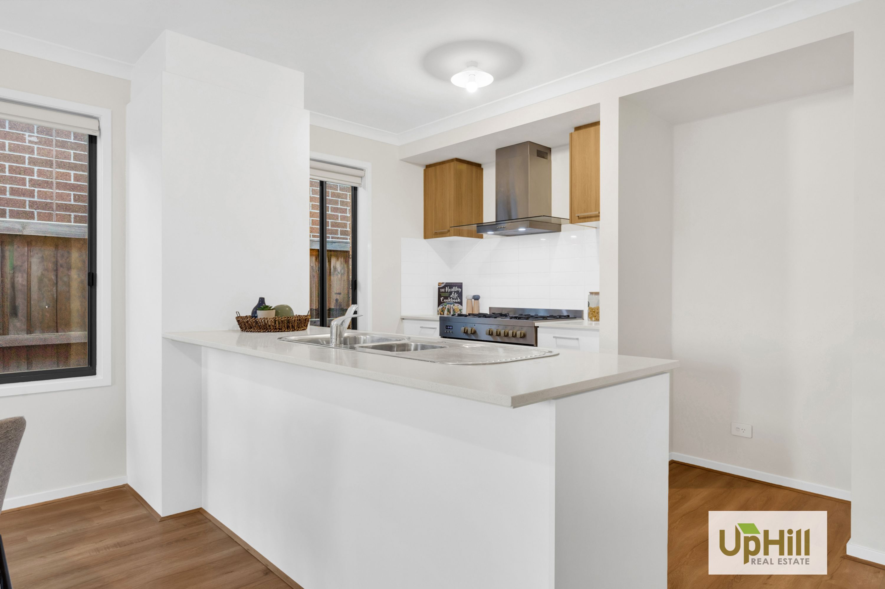 10 Abbeyard Drive, Clyde - Thumbnail 4