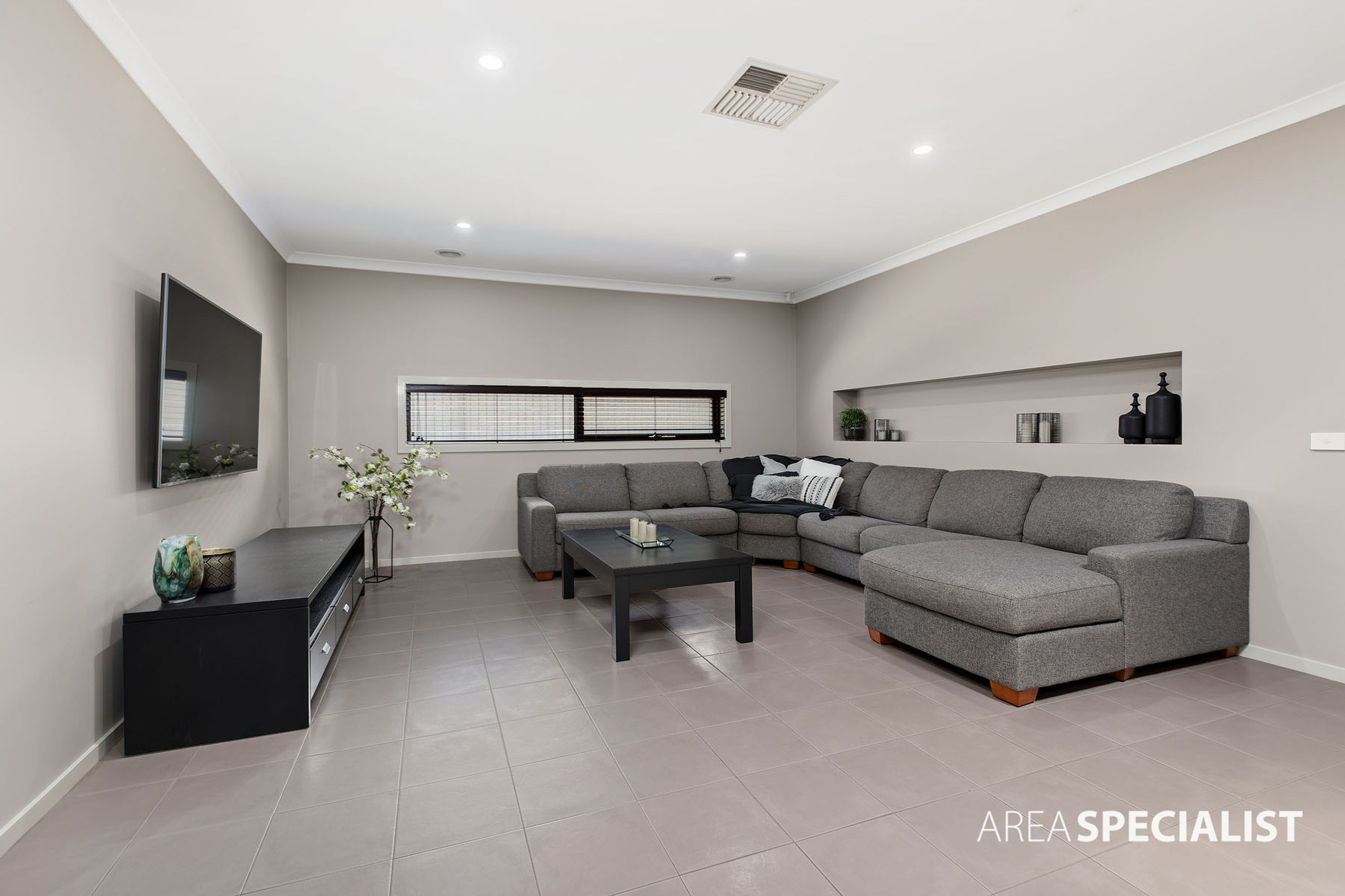 26 Pro Hart Way, Caroline Springs VIC 3023, Caroline Springs - Thumbnail 5