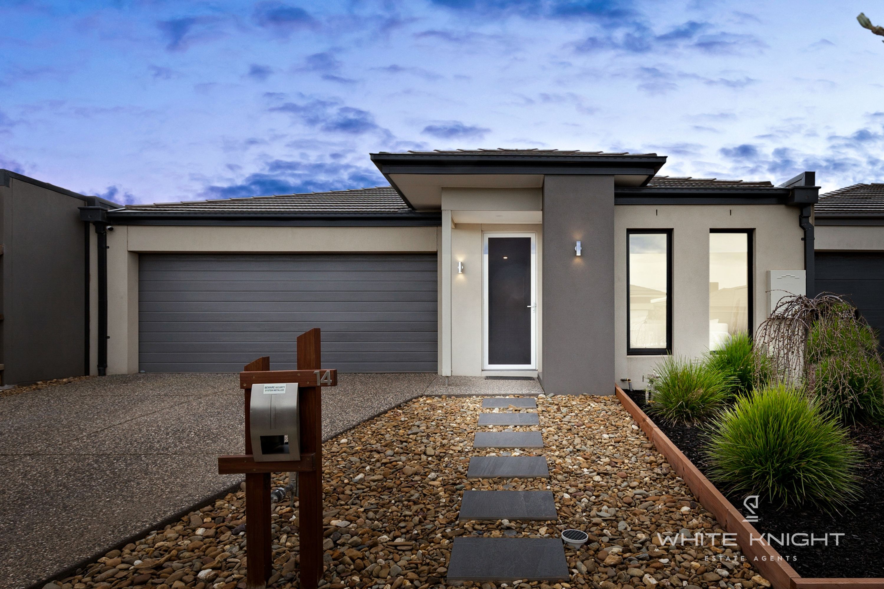 14 Eaglecrest Avenue, Fraser Rise VIC 3336, Fraser Rise - Thumbnail 2