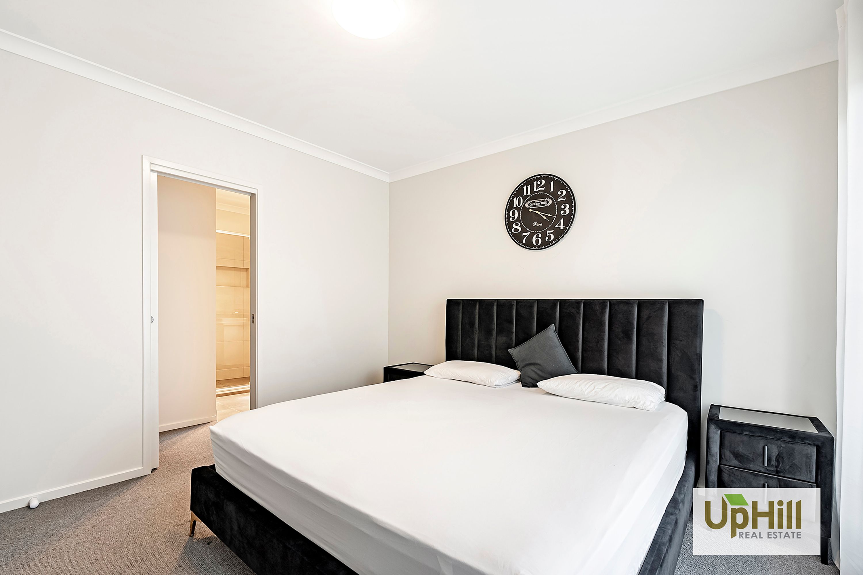 11 Parkrise Boulevard, Clyde North - Thumbnail 2
