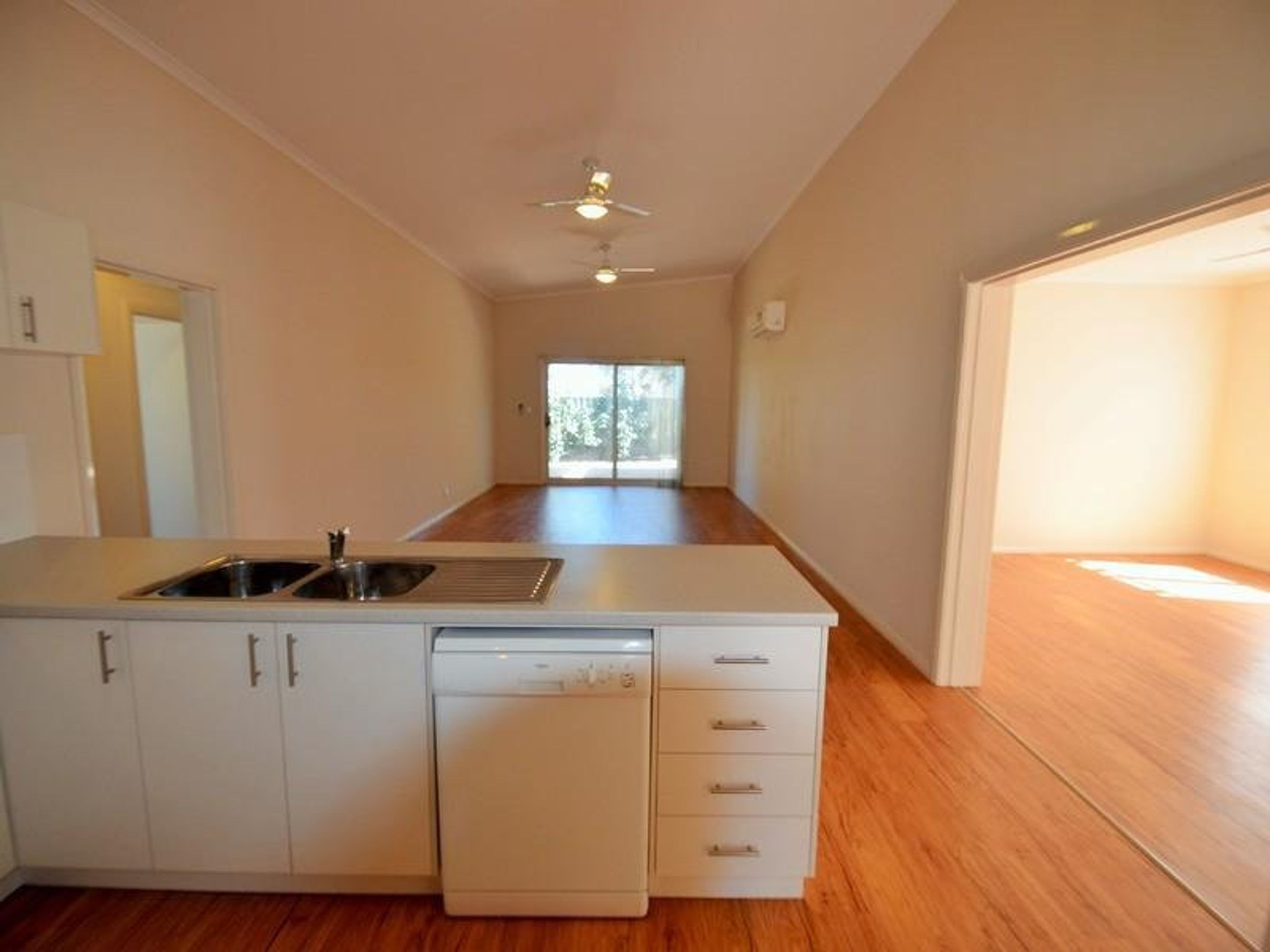 8A Mauger Place, South Hedland, WA 6722, South Hedland - Thumbnail 4