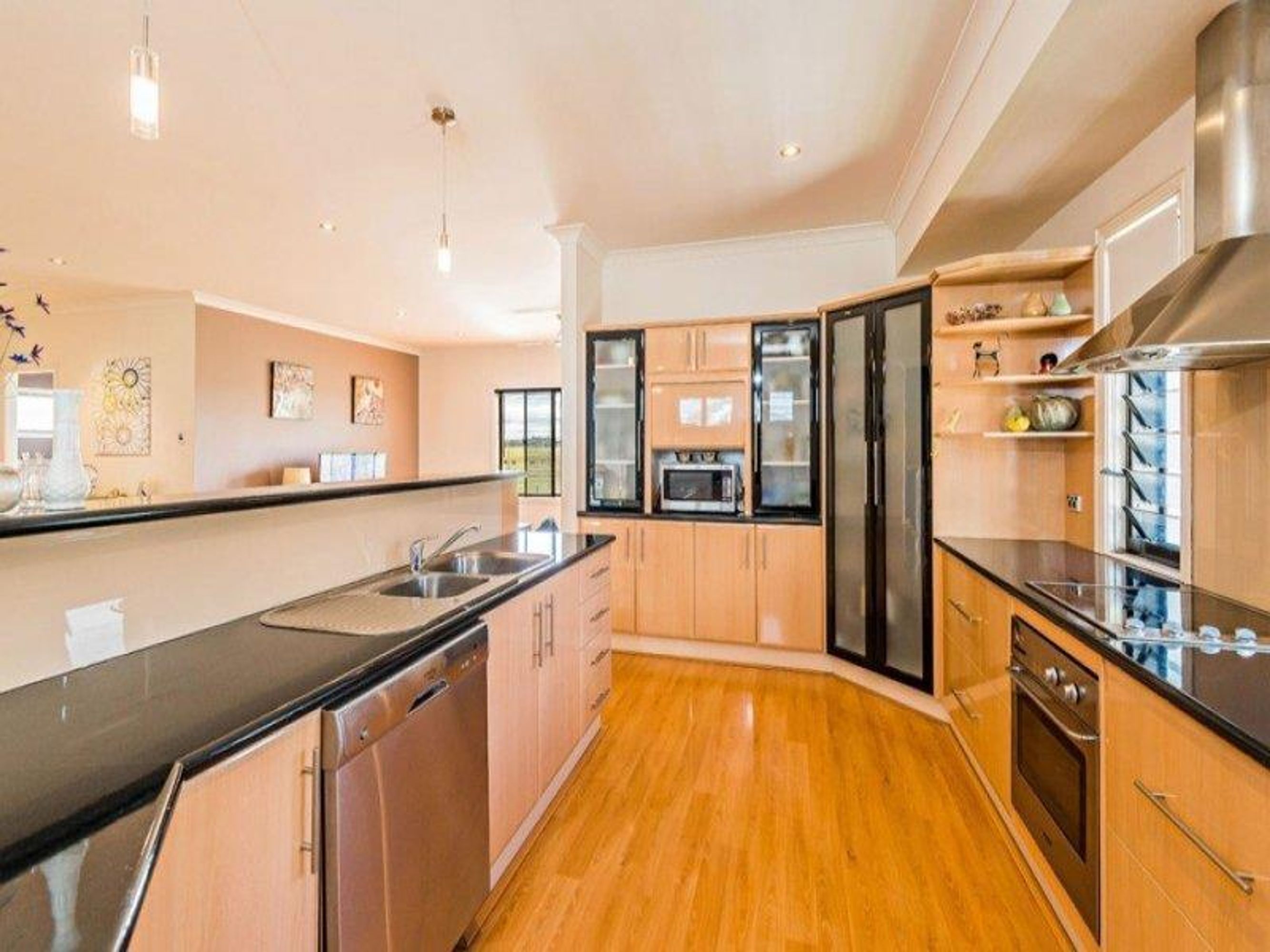 33 Riverdale Court, Grafton - Thumbnail 5
