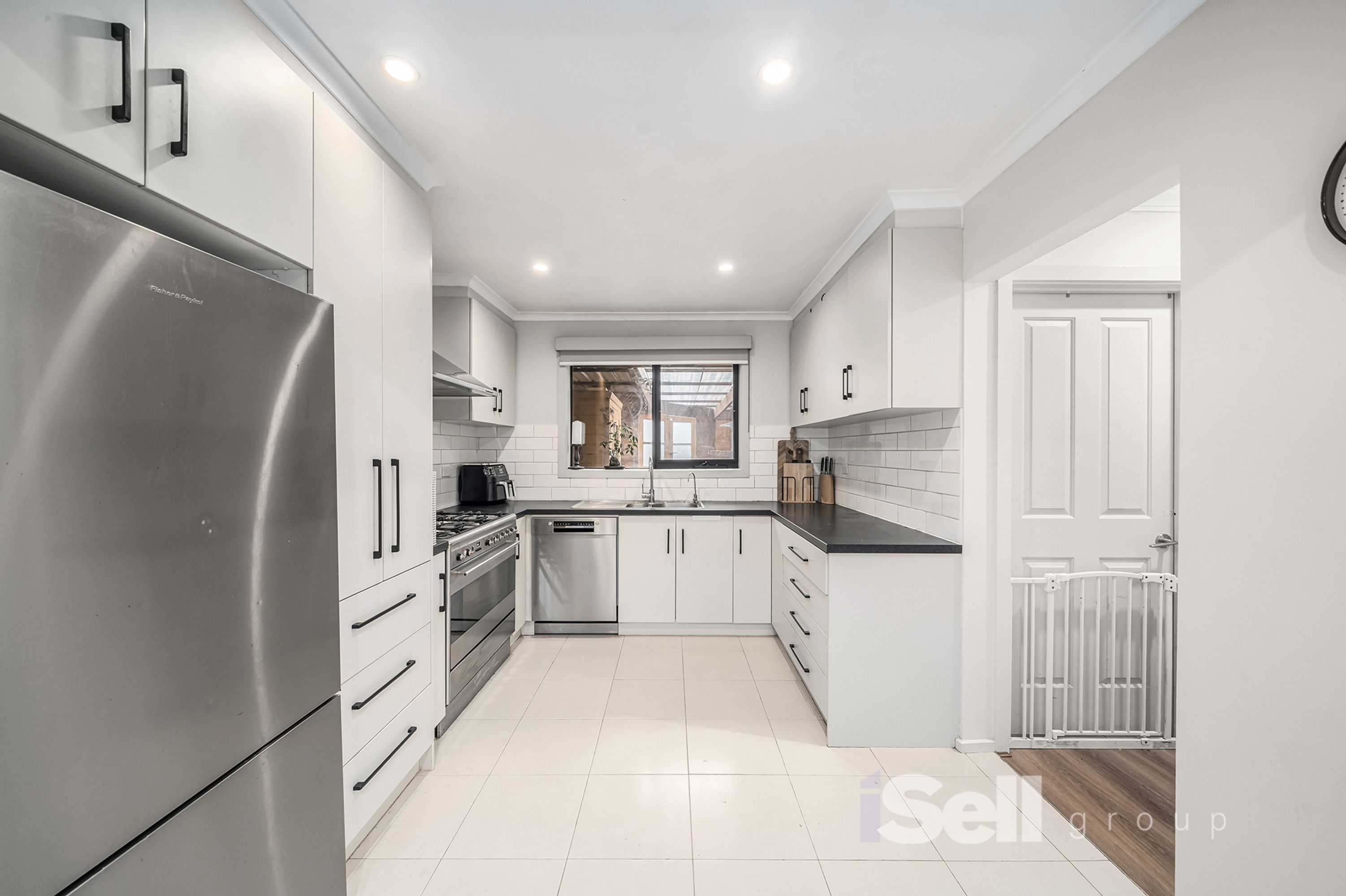 74 Mackie Road, Mulgrave - Thumbnail 3