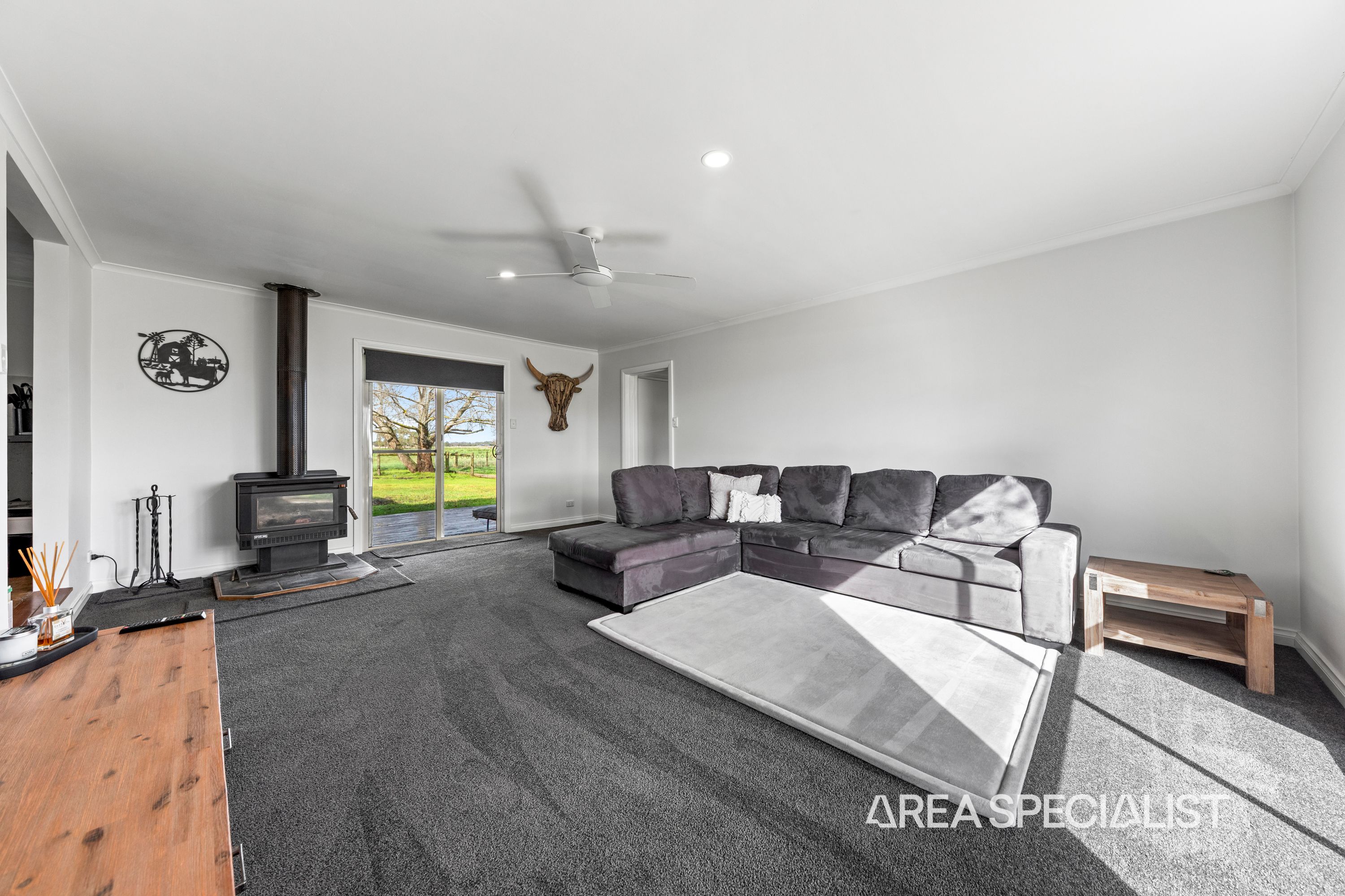 190 Caldermeade Road, Caldermeade - Image 1