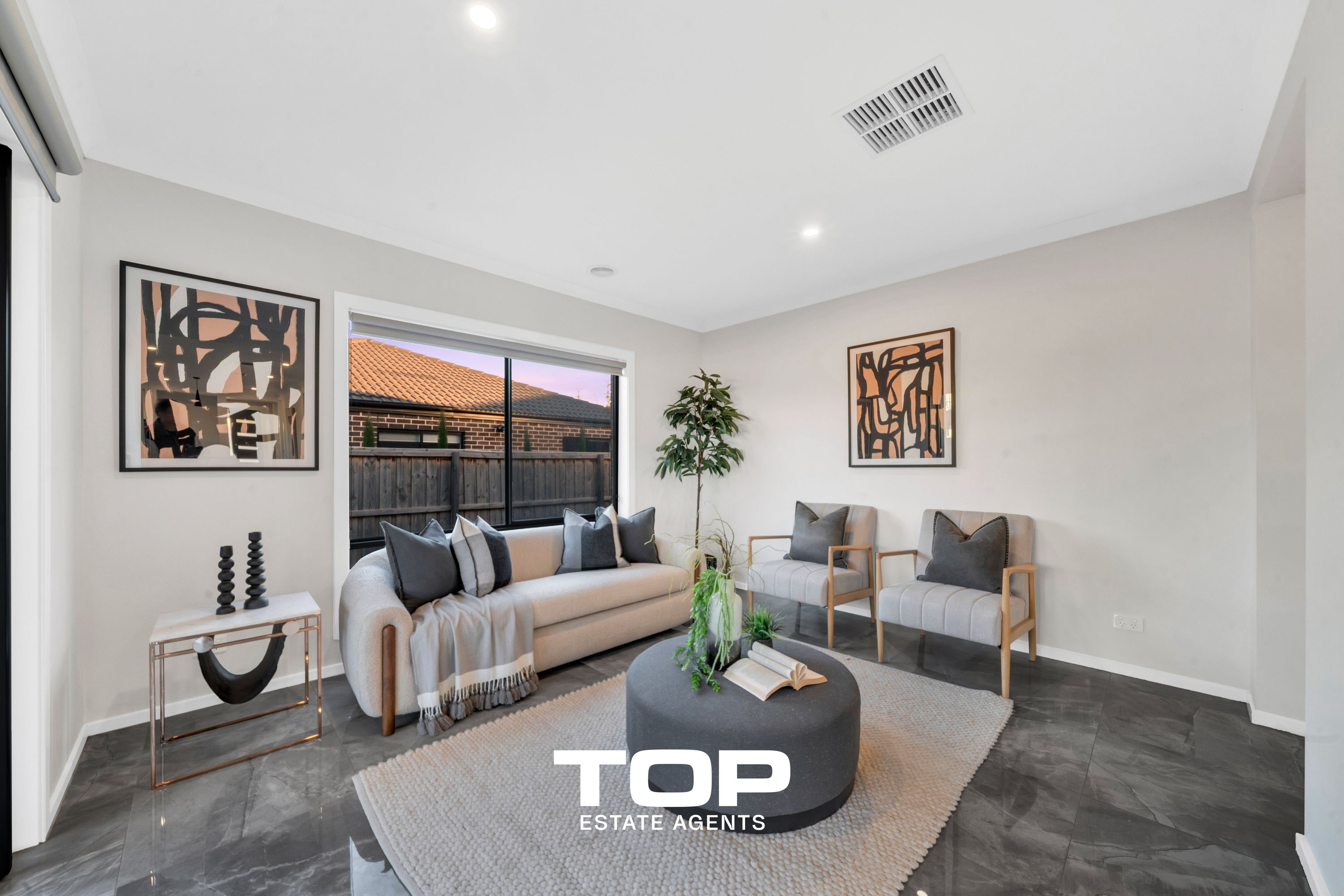28 Carradale Road, Clyde North - Thumbnail 8