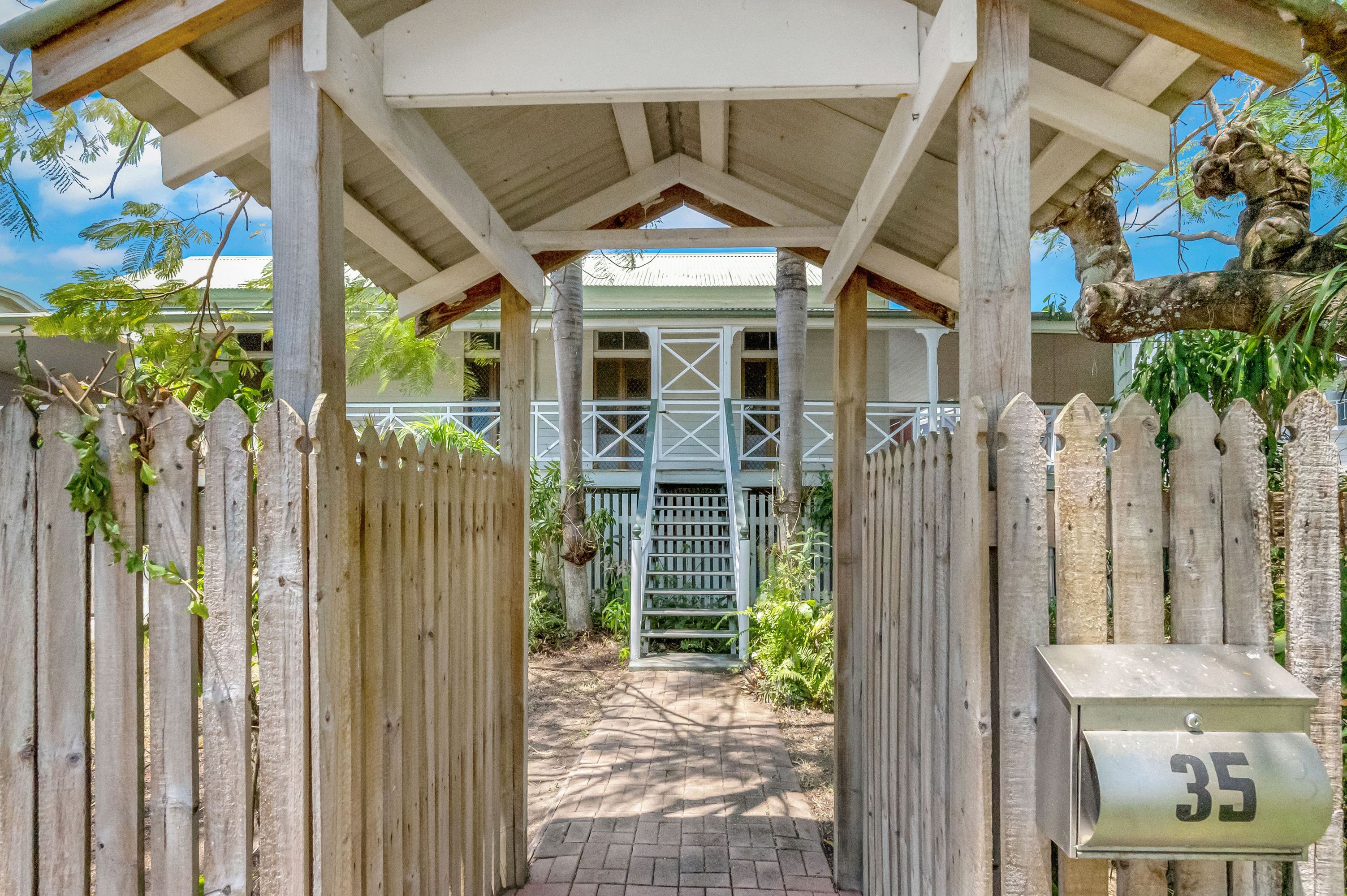 35 Upward Street, Parramatta Park - Thumbnail 3