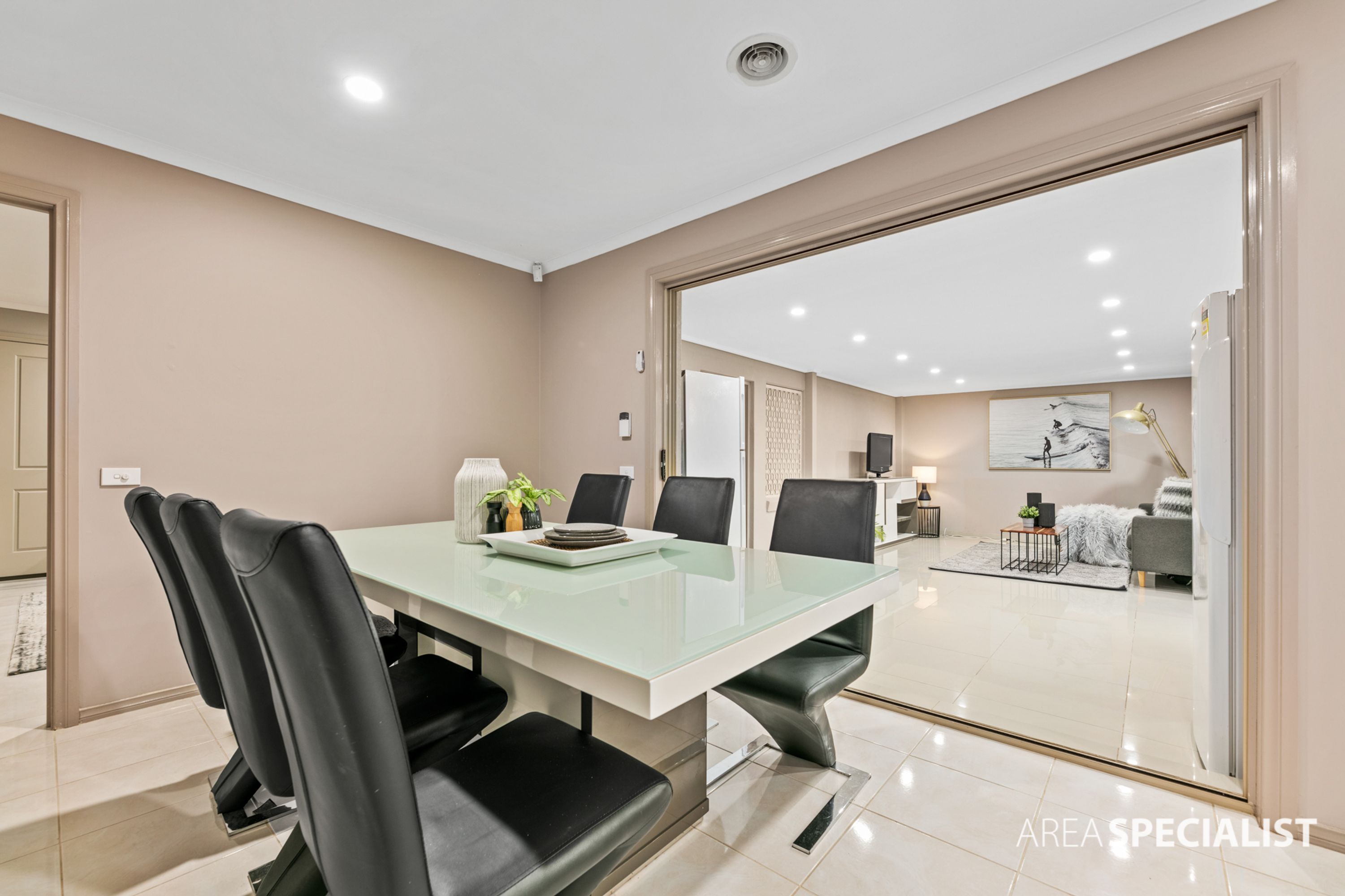 28 Clairview Road, Deer Park VIC 3023, Deer Park - Thumbnail 8