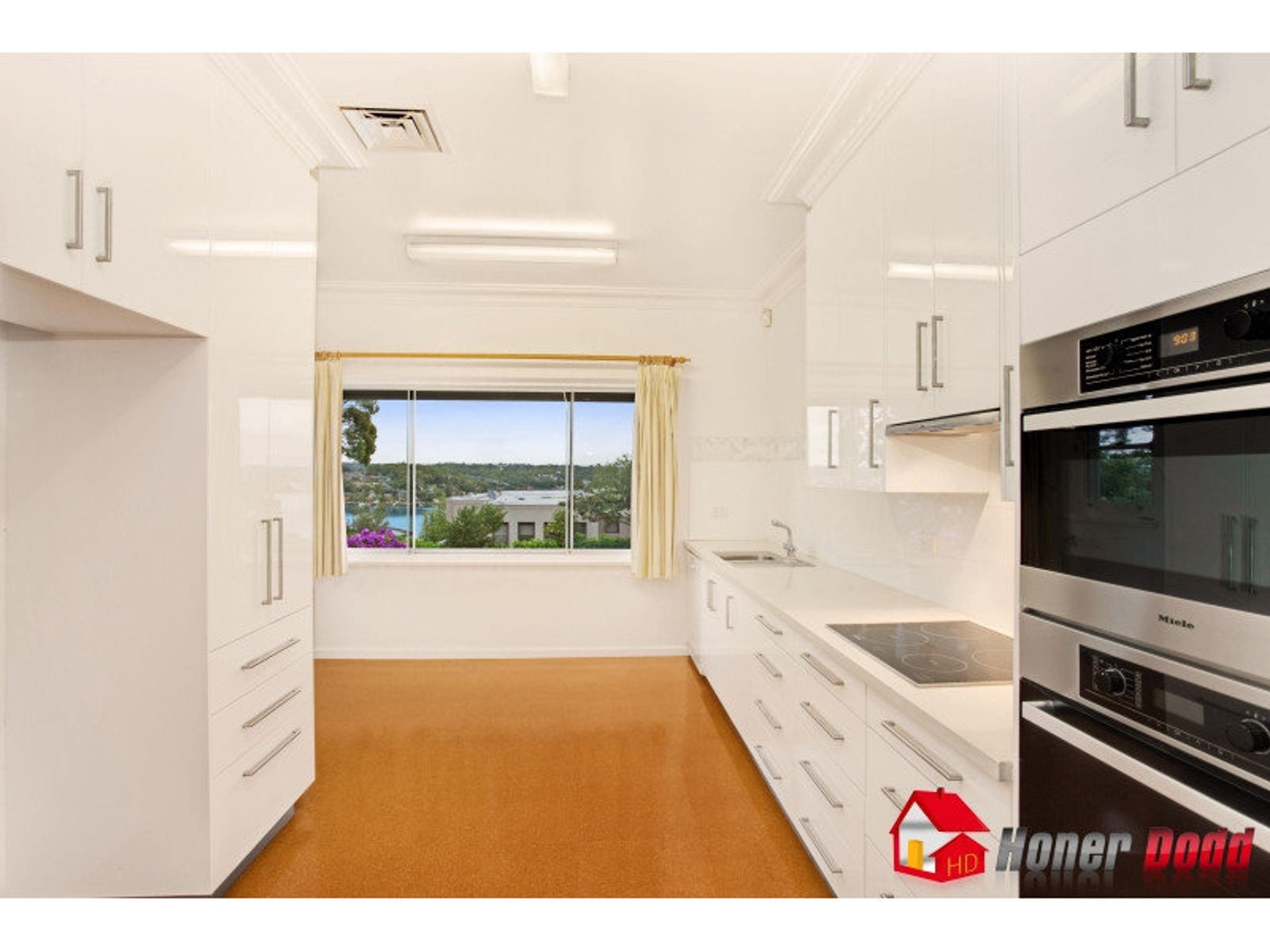 131 Stuart Street, Blakehurst, Blakehurst - Thumbnail 4