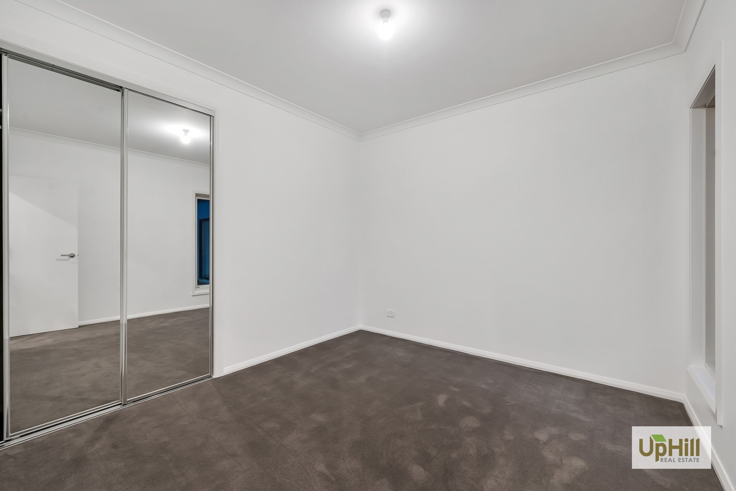 44 CEDUNA ROAD, Clyde North - Thumbnail 8