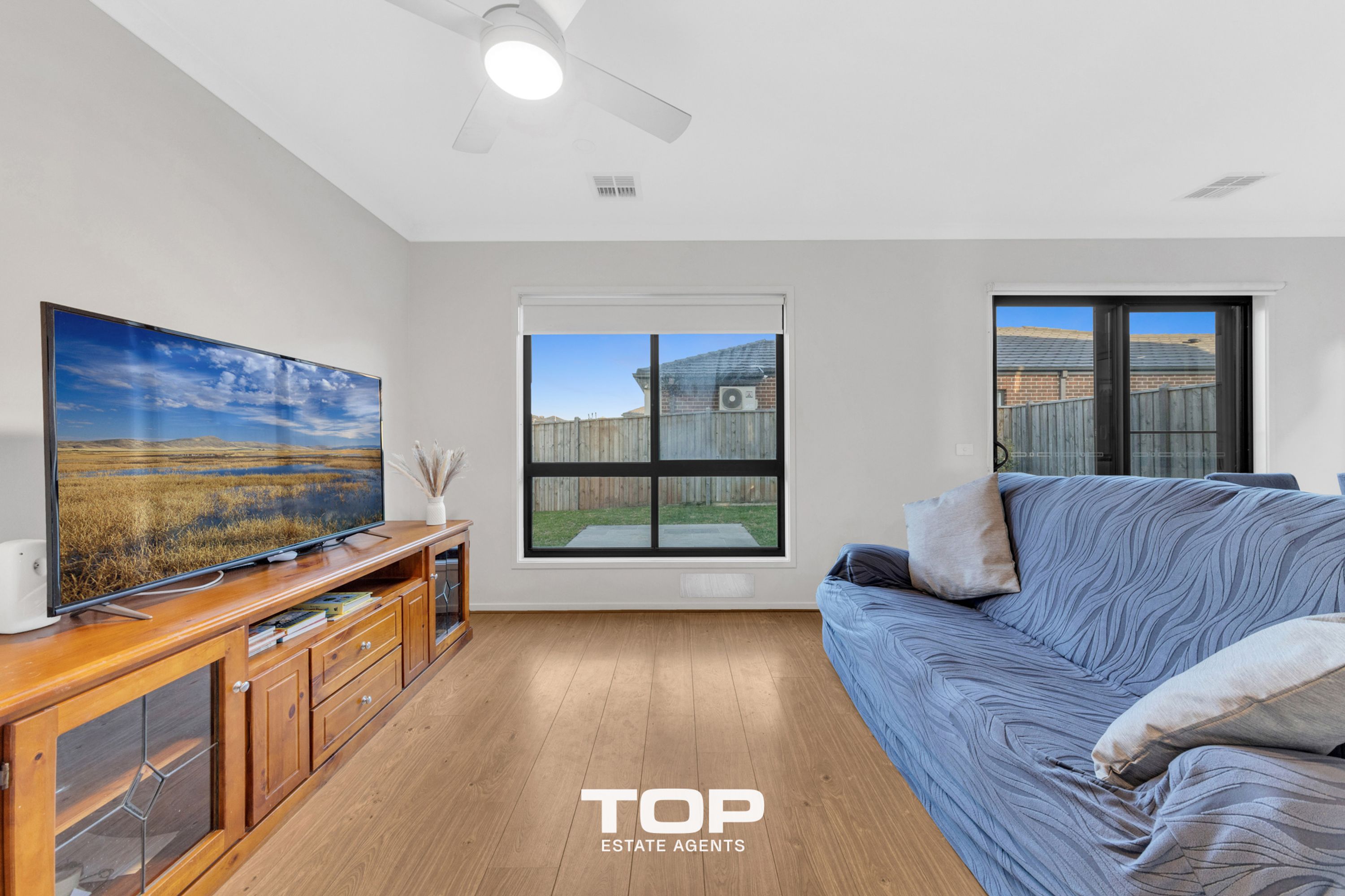 13 Pamir Circuit, Clyde North - Thumbnail 8