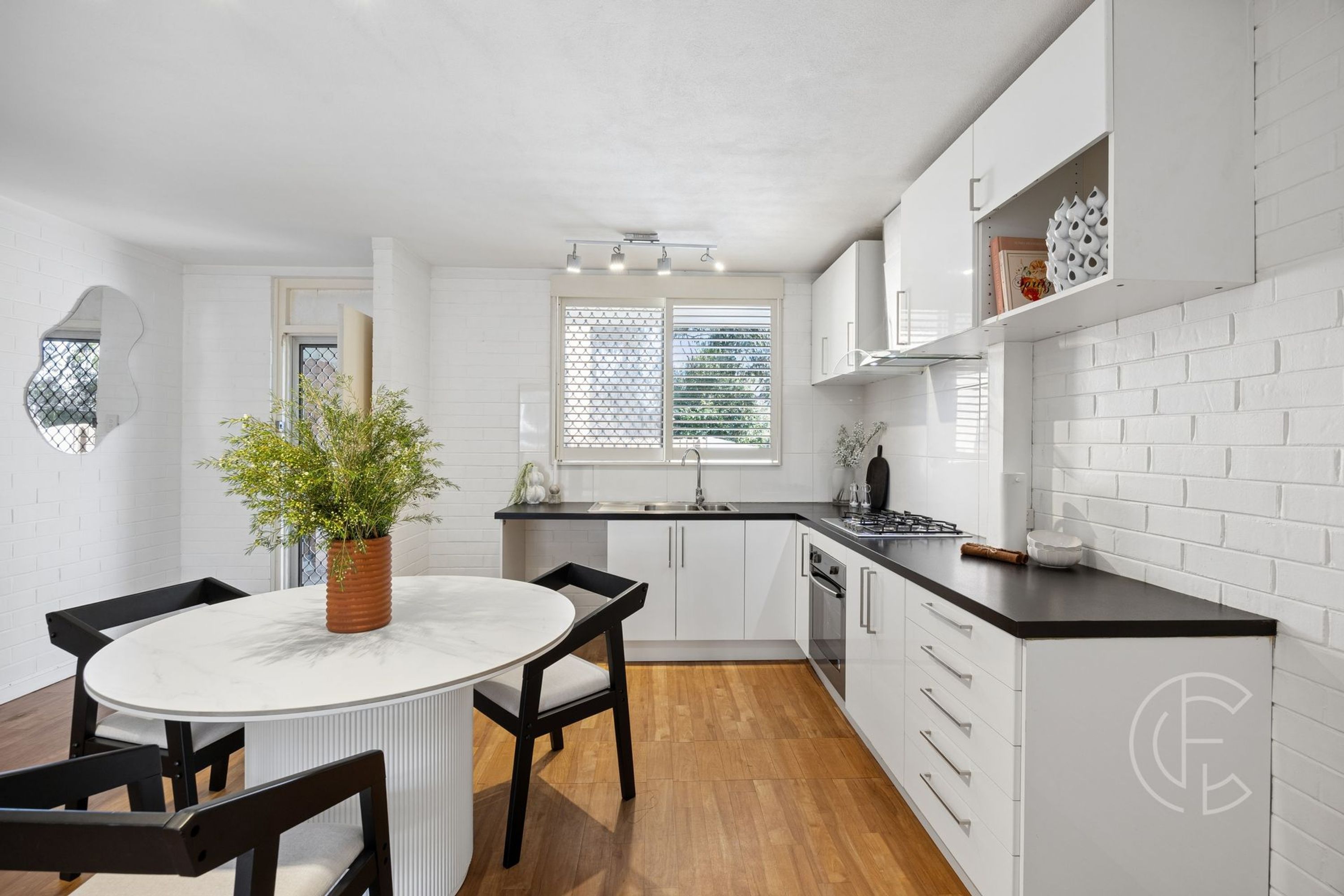 18/100-108 Subiaco Road, Subiaco - Image 1