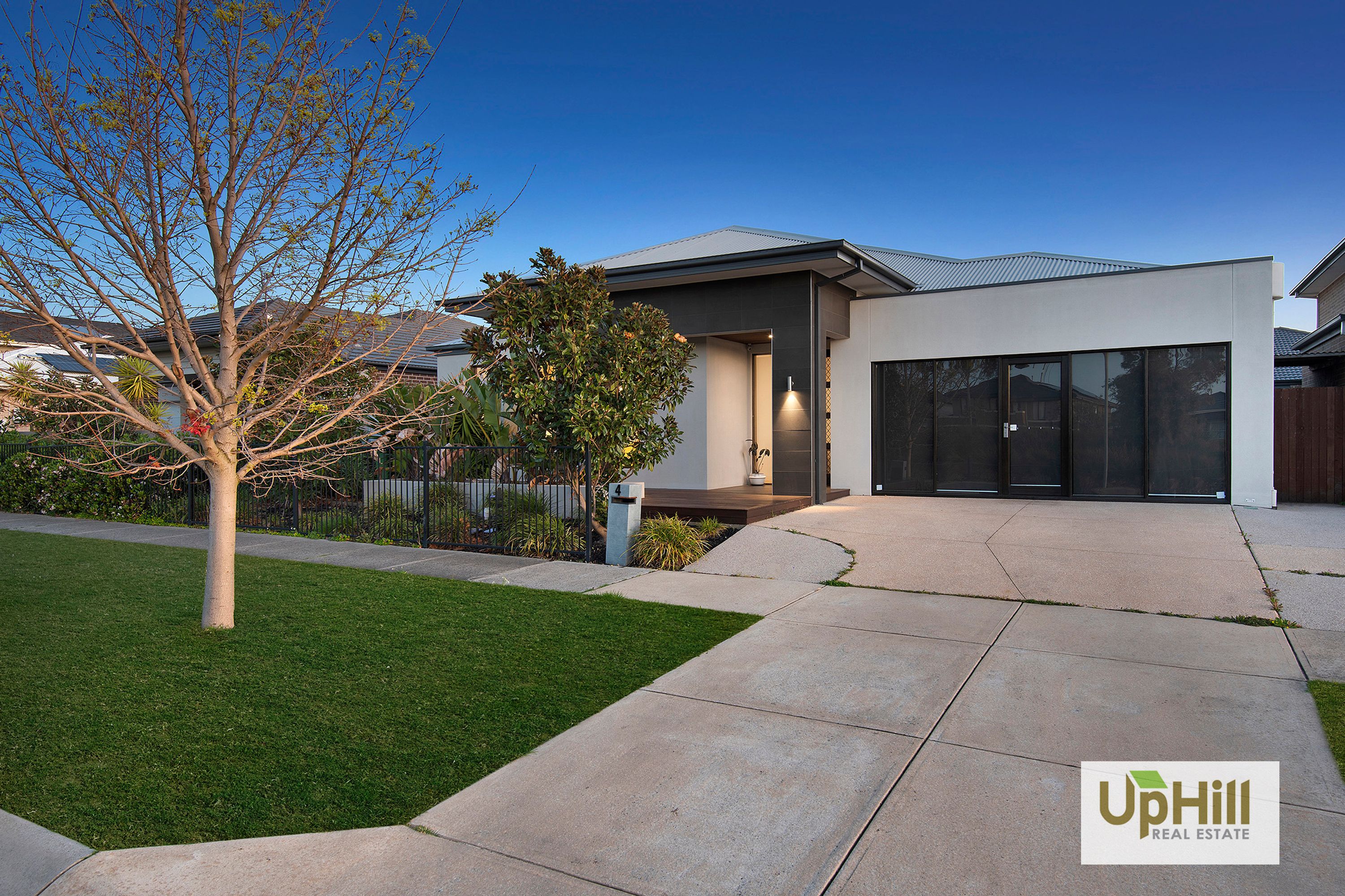4 Callow Avenue, Clyde North - Thumbnail 3