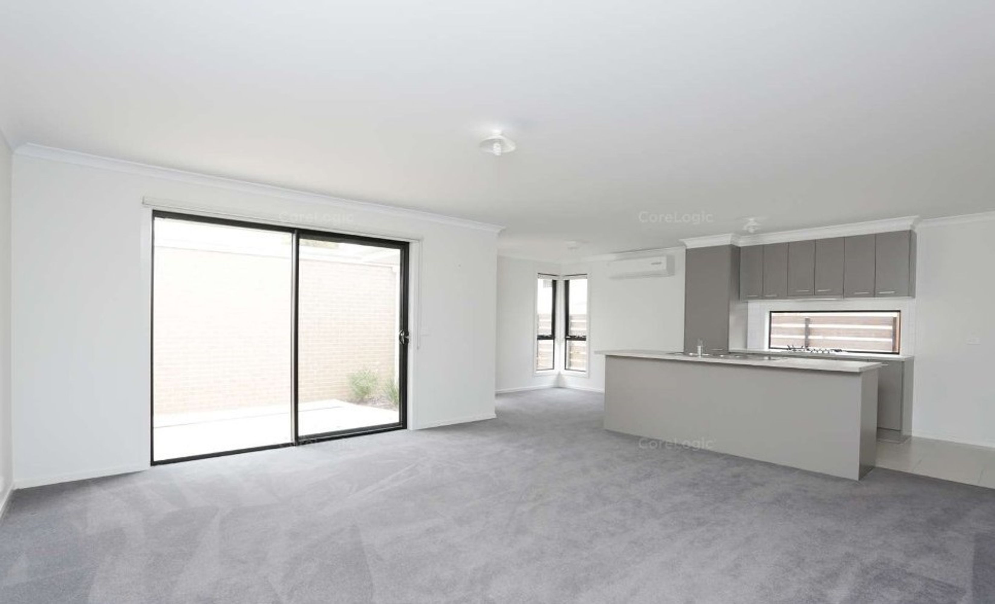 4/6 Highwood Drive, Hillside - Thumbnail 3