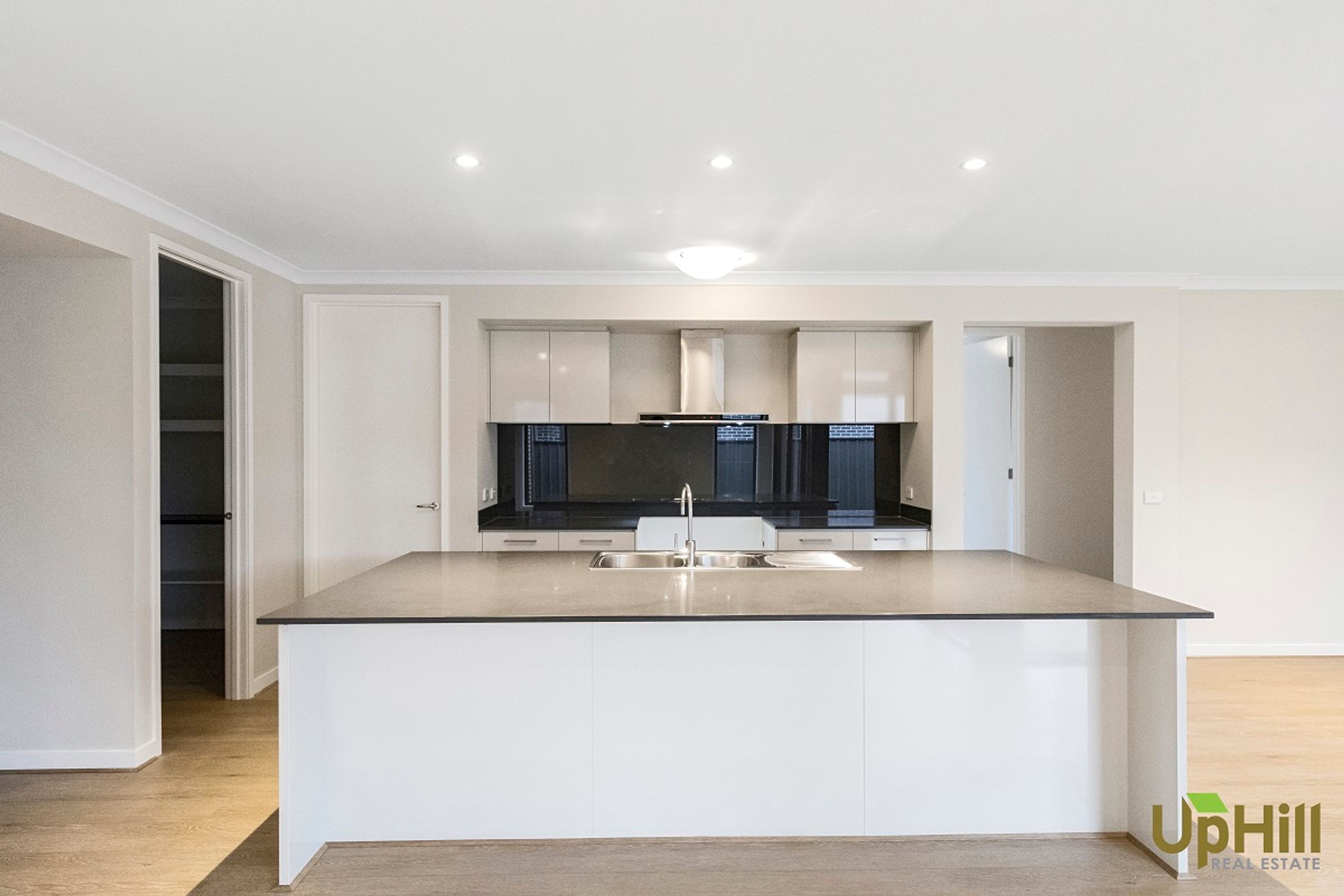 7 Glory Street, Clyde North - Thumbnail 3
