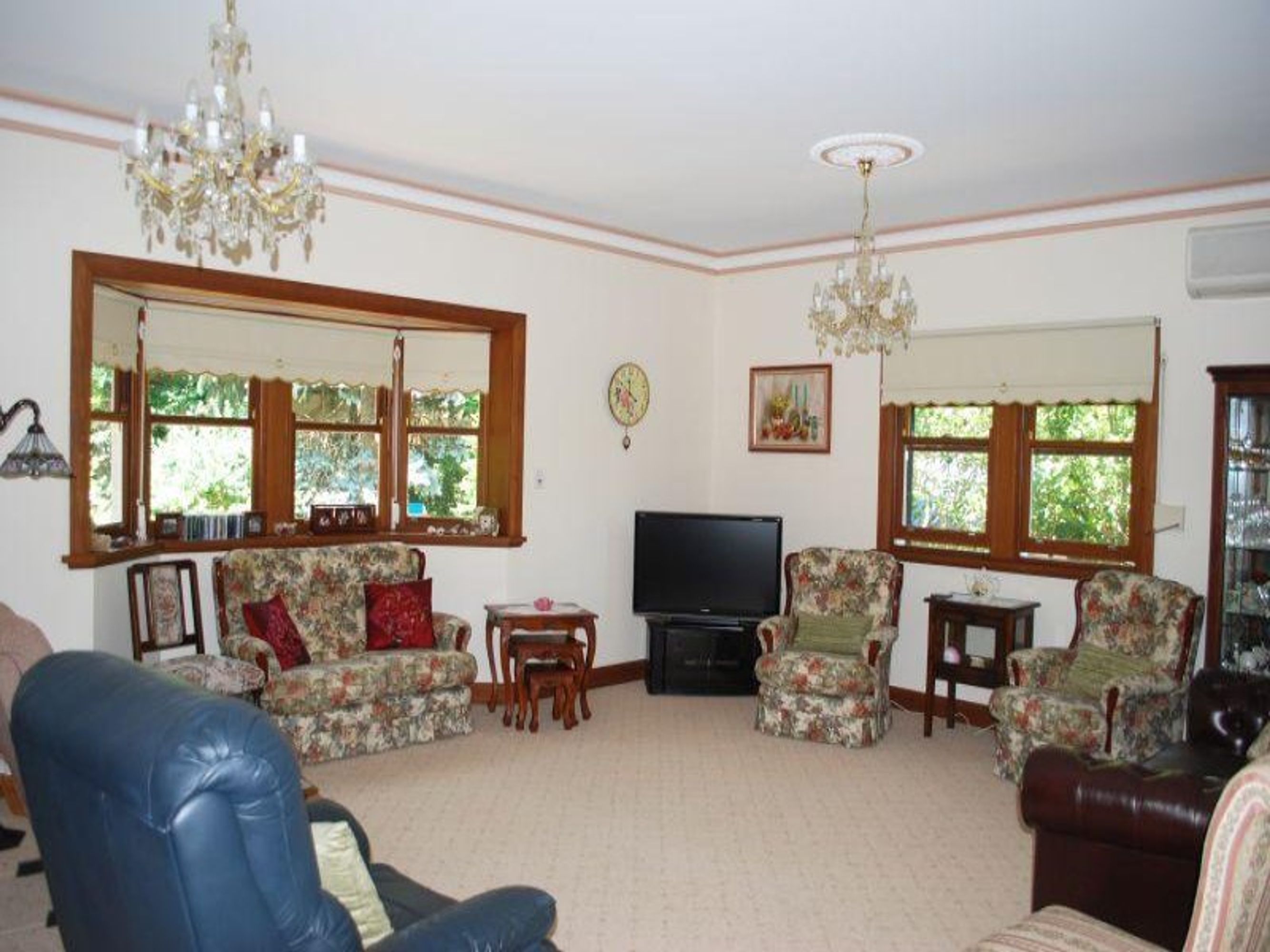 9 Coomonderry St, Katoomba - Thumbnail 2