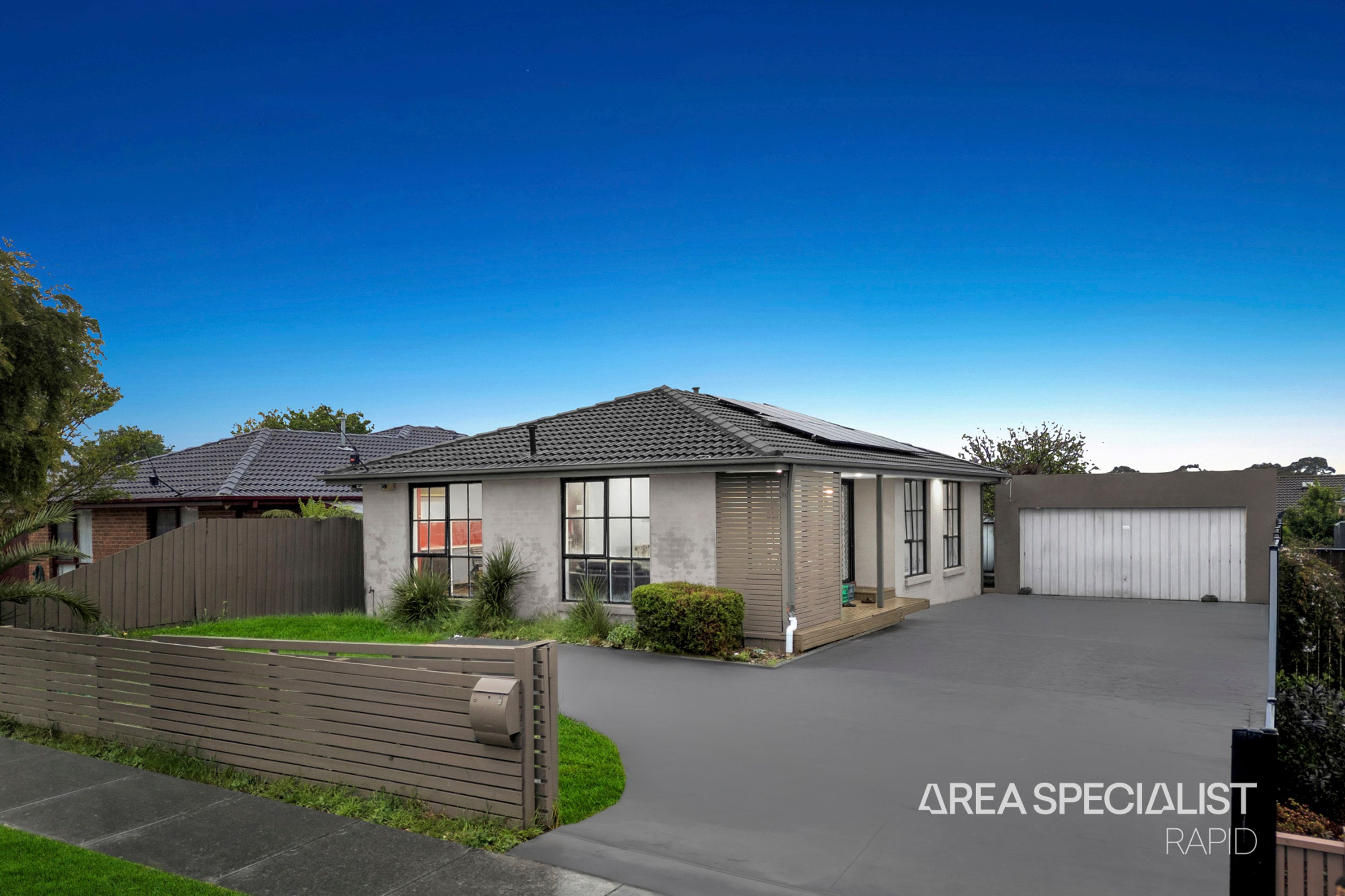 11 Claude Avenue, Hampton Park - Image 1