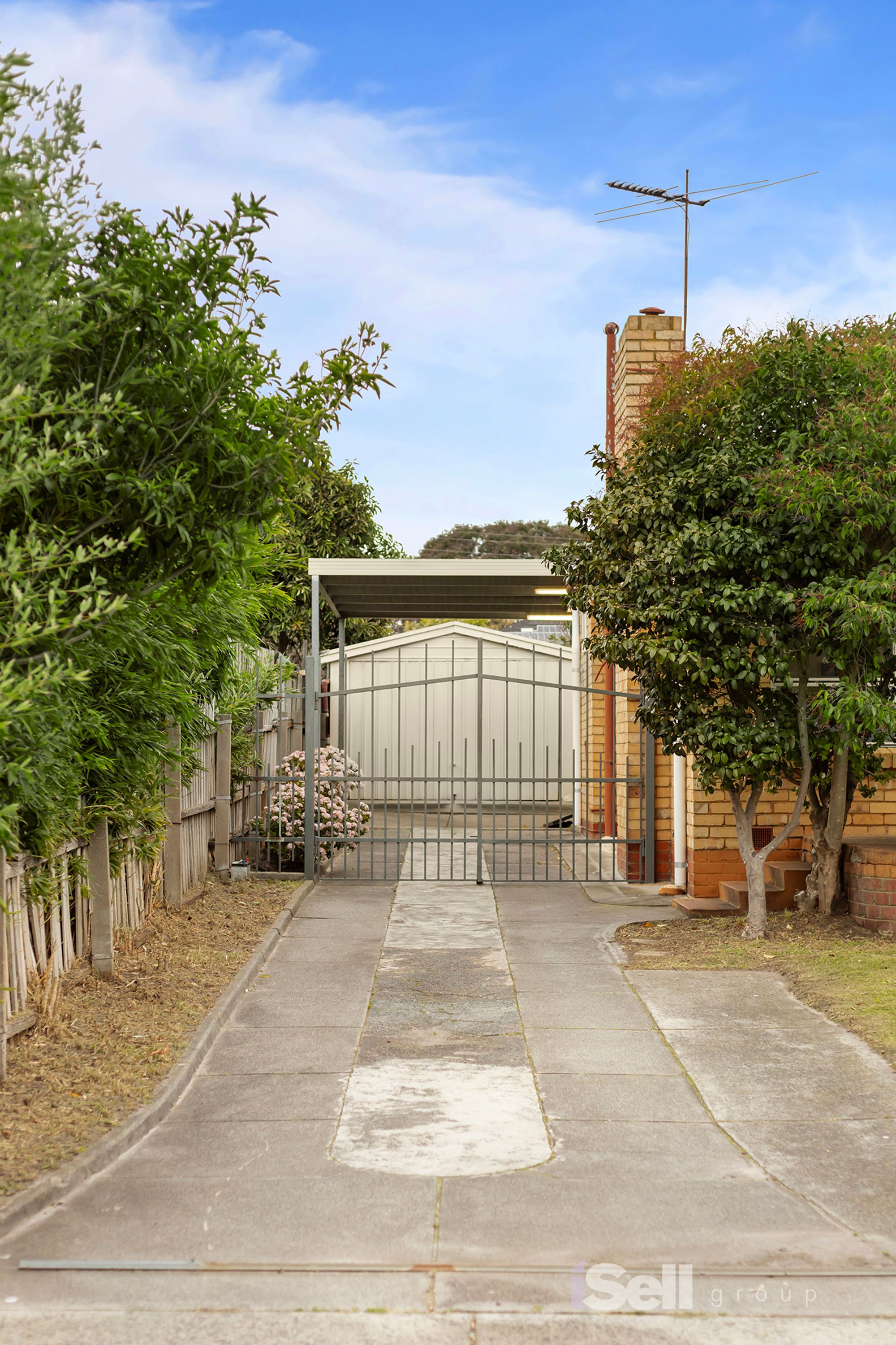 14 Kallista Road, Springvale - Thumbnail 2