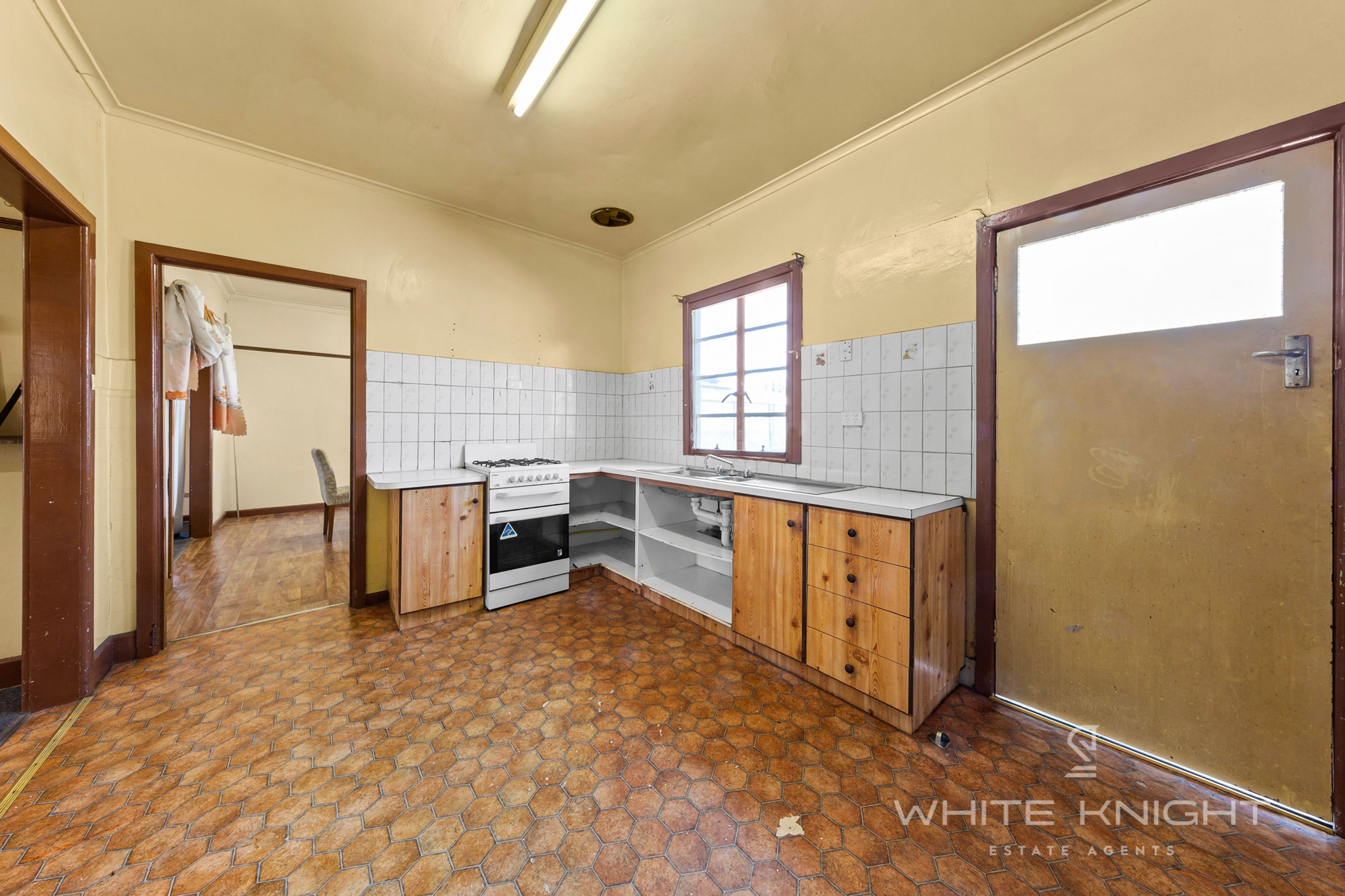 6 Collins St, St Albans VIC 3021, St Albans - Thumbnail 3