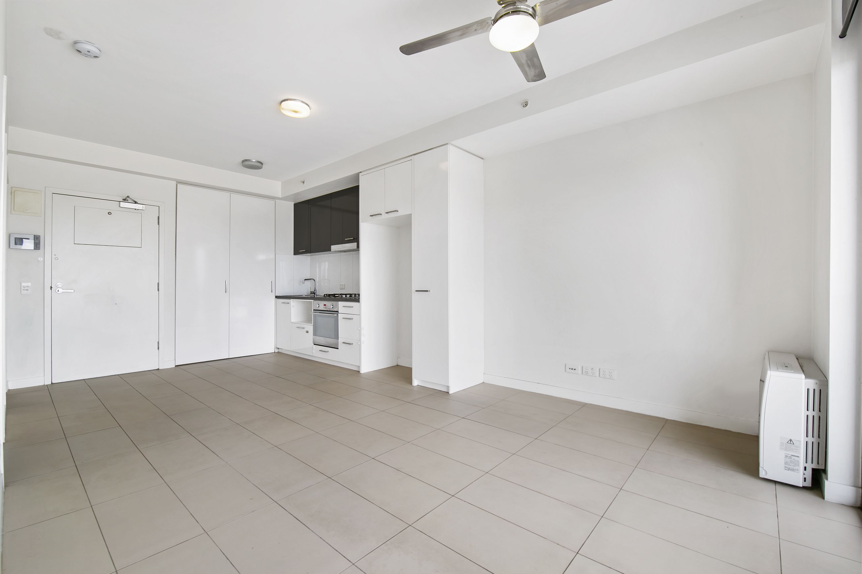 305/14-20 Nicholson Street, Coburg - Thumbnail 5