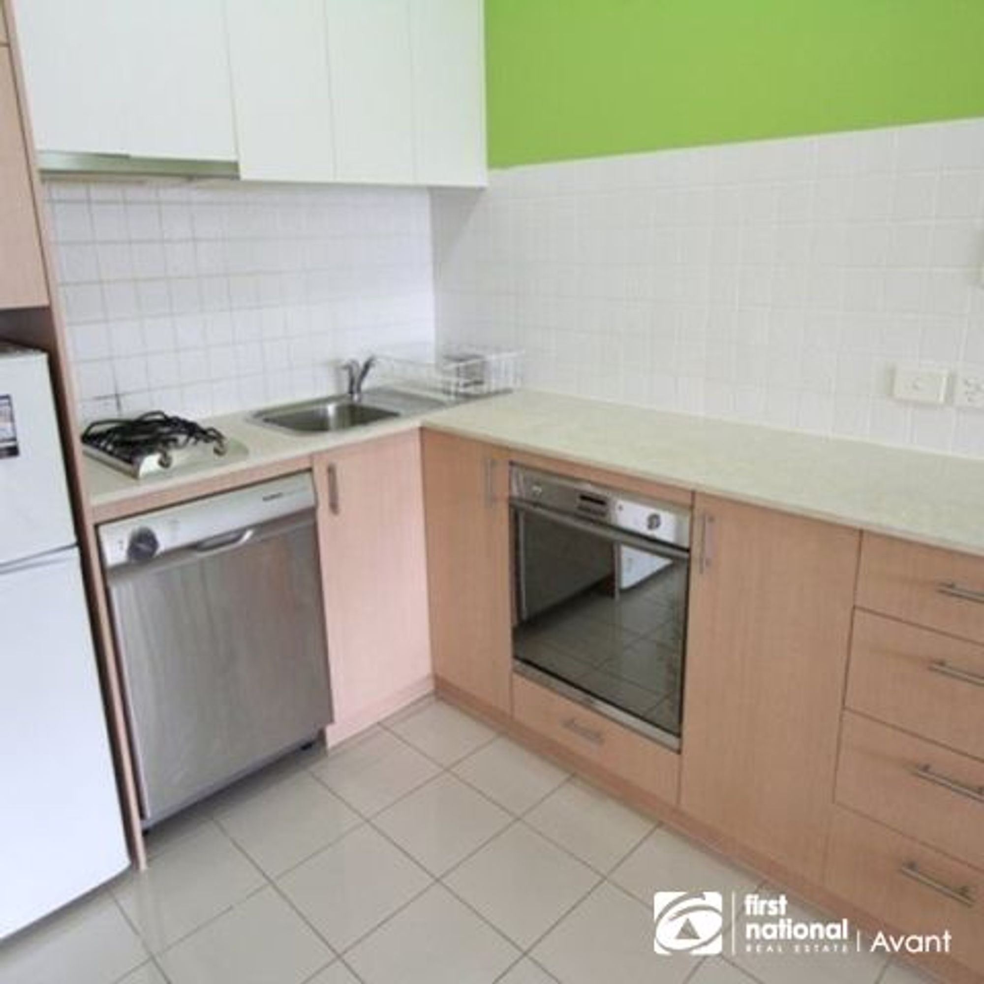 1212/250 Elizabeth Street, Melbourne - Thumbnail 5