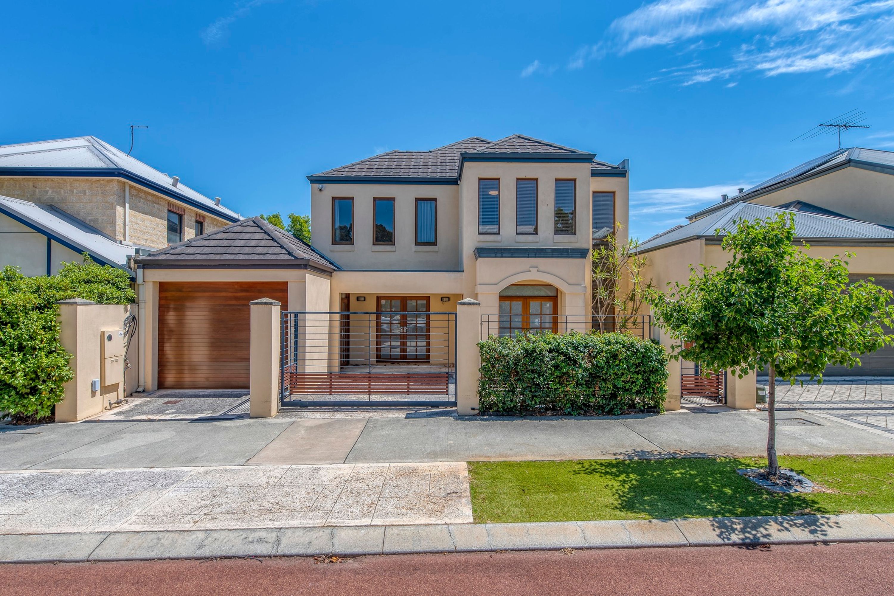 42 Caladenia Parade, Mount Claremont - Image 1