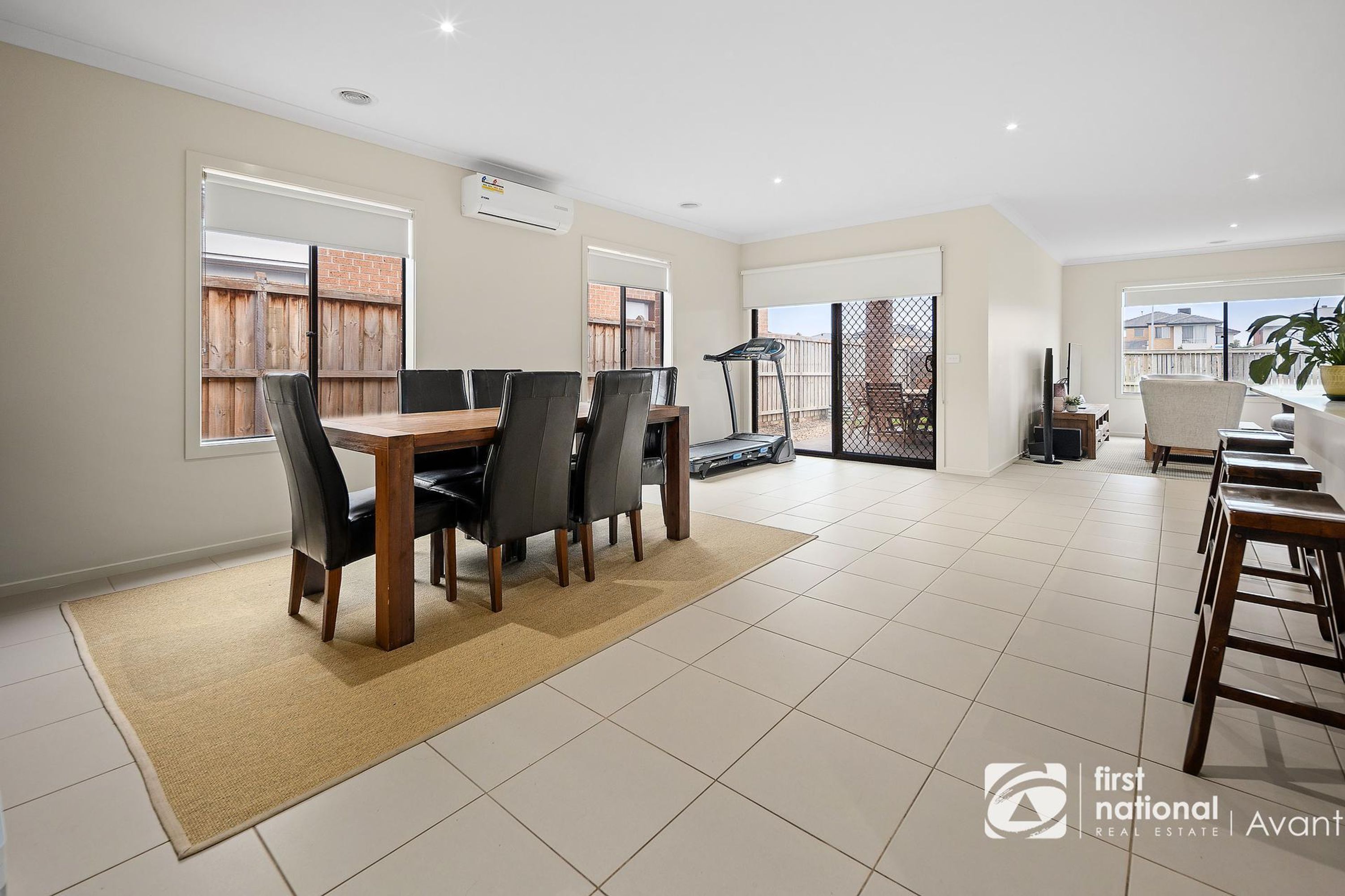 59 Cottongrass Avenue, Clyde North - Thumbnail 5