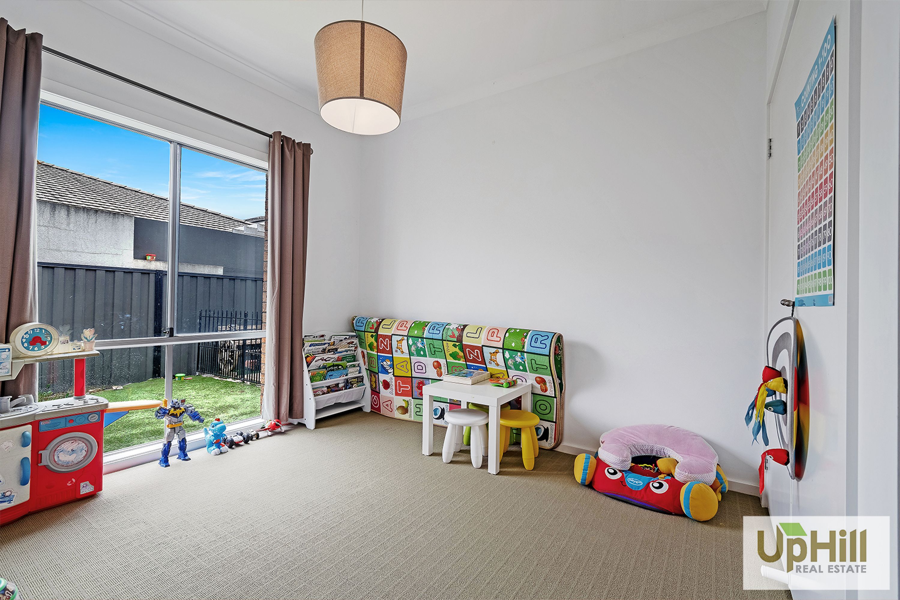 17 HANOVERIAN STREET, Clyde North - Thumbnail 8