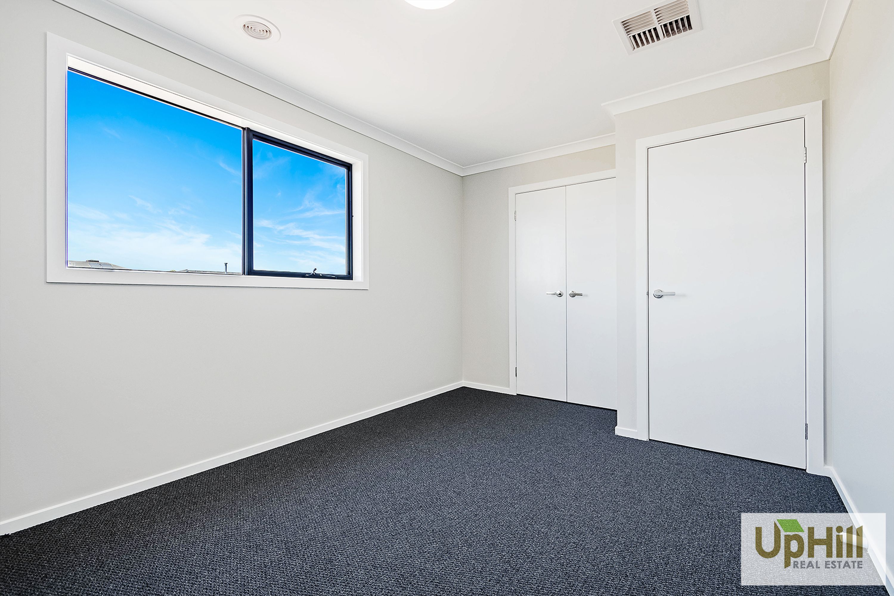 30 Domingo Avenue, Clyde North - Thumbnail 3