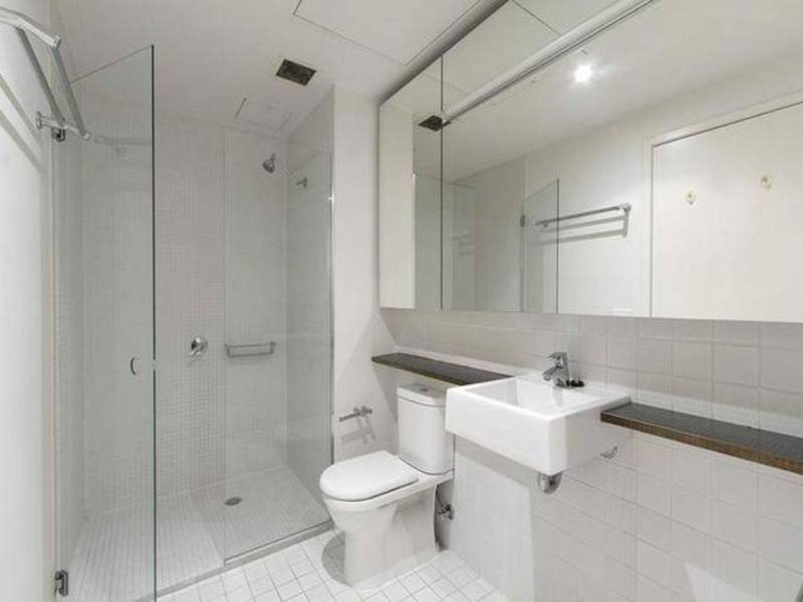 805/8 Waterview Walk, Docklands - Thumbnail 5