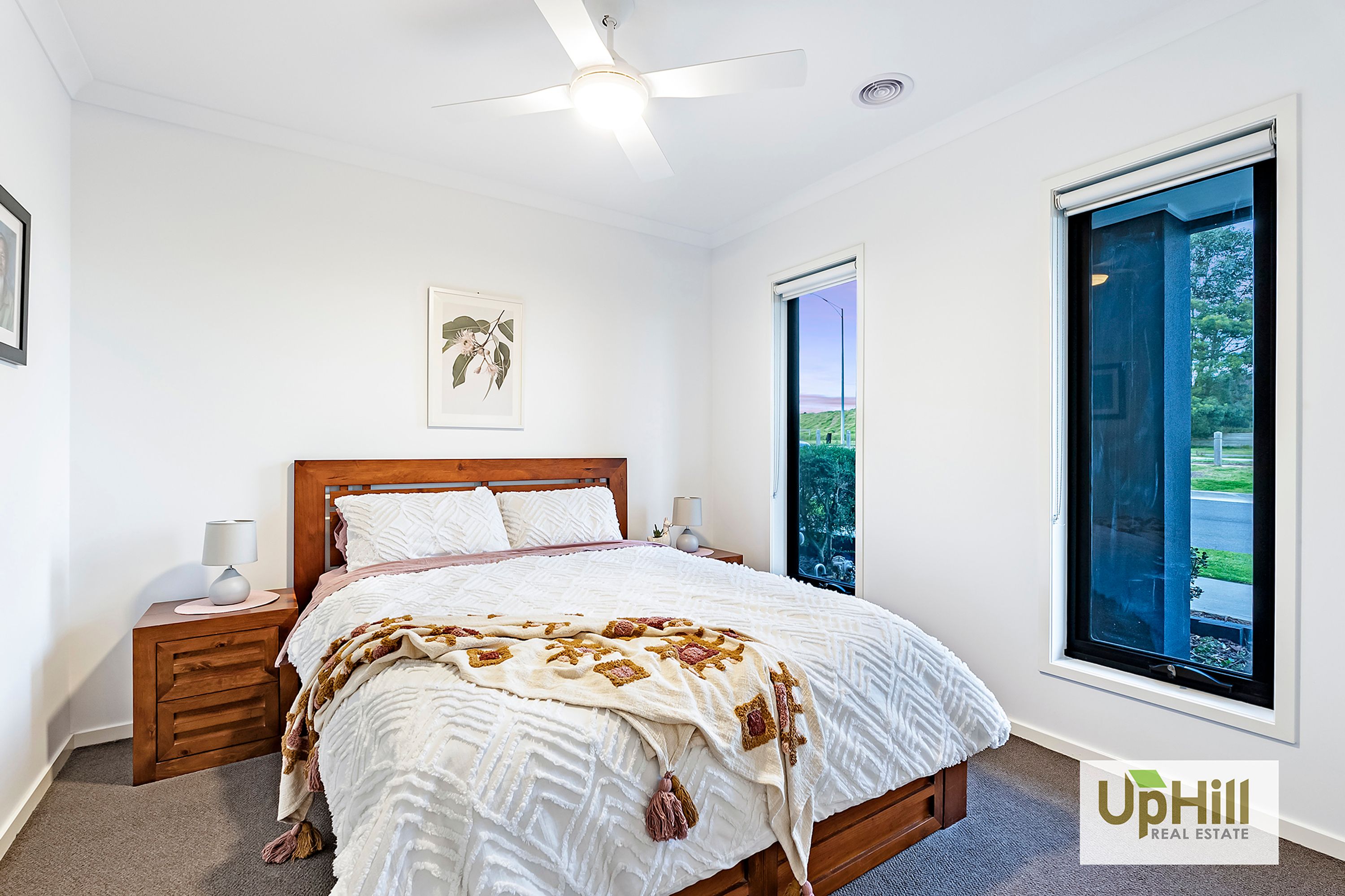 2 Talmalmo Lane, Clyde North - Thumbnail 4